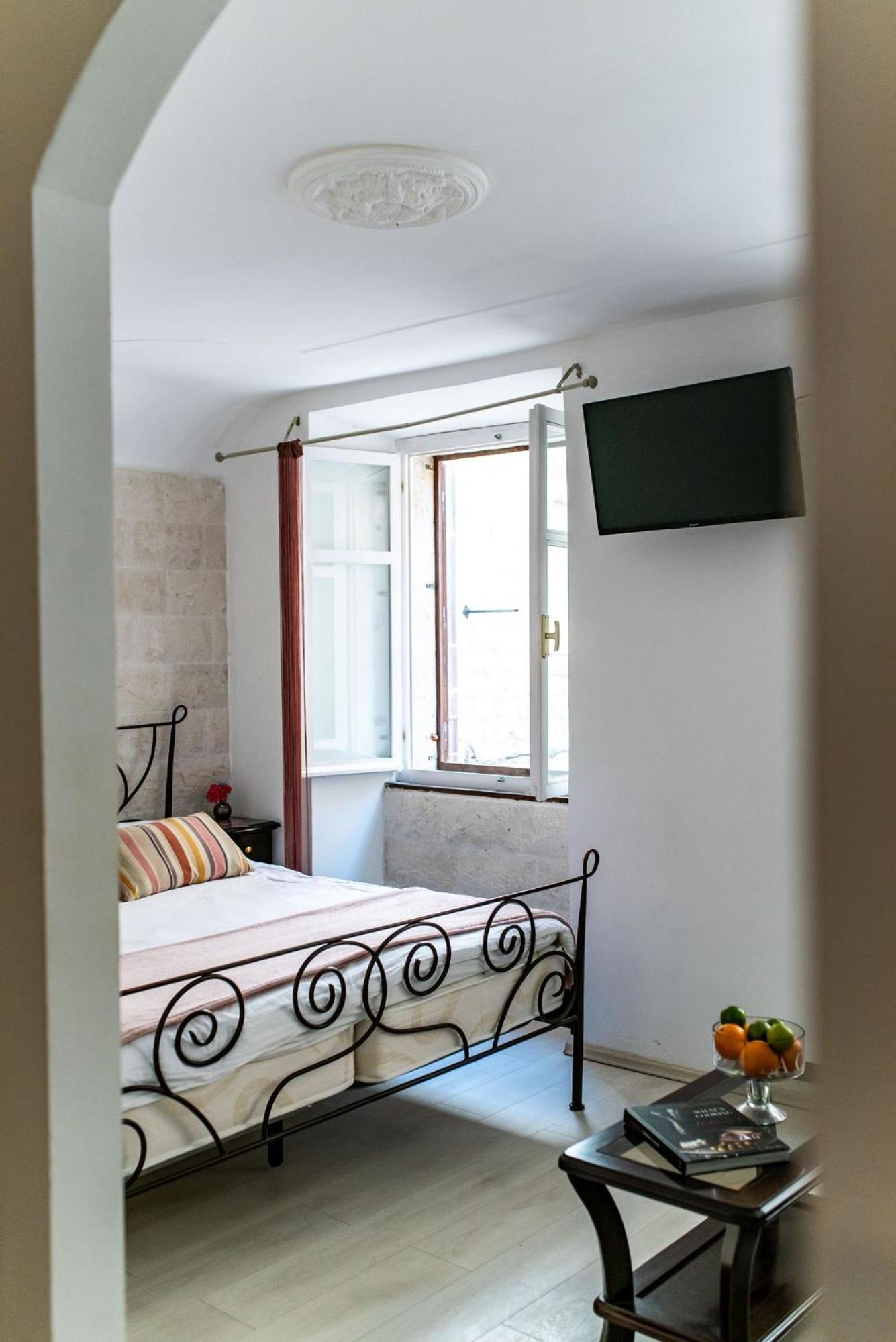 Gallus Old town apartment