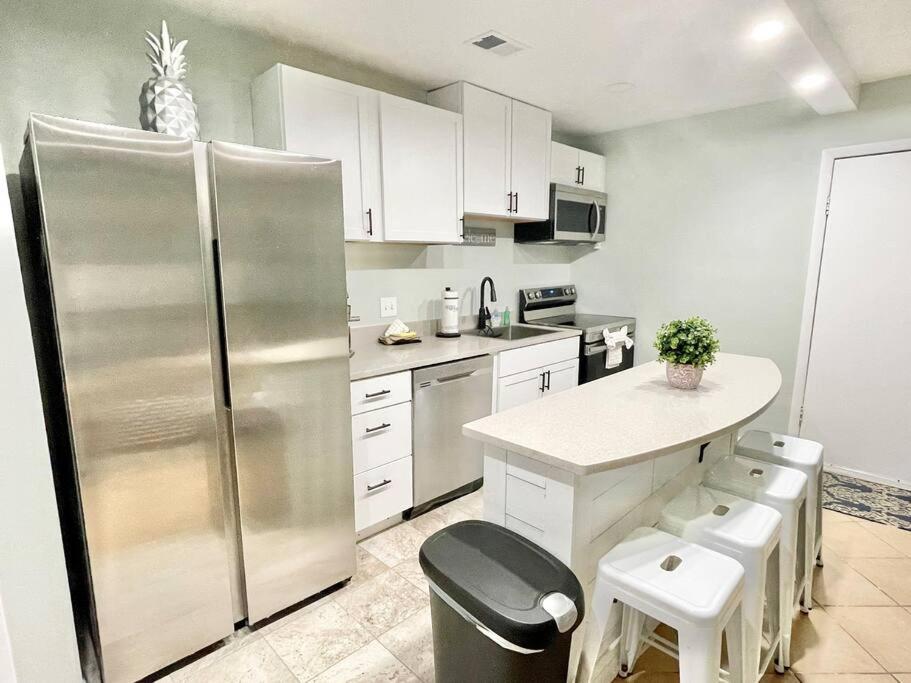 New! Coastal Cove! Dog Friendly, Free Activities Included! view 4