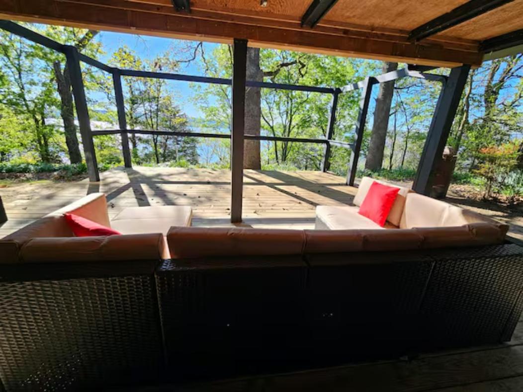 Russellville Vacations - Lake View Retreat - Property Image 9
