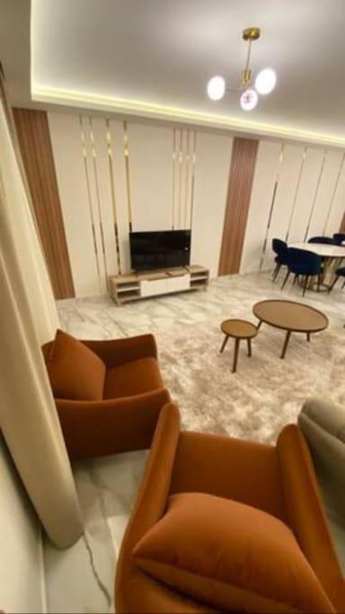 White Palace served Apartment 31