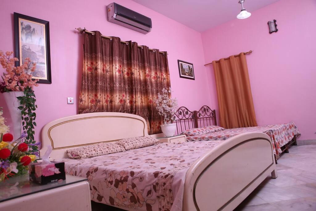 Regal Palace Gulshan Nipa view 4