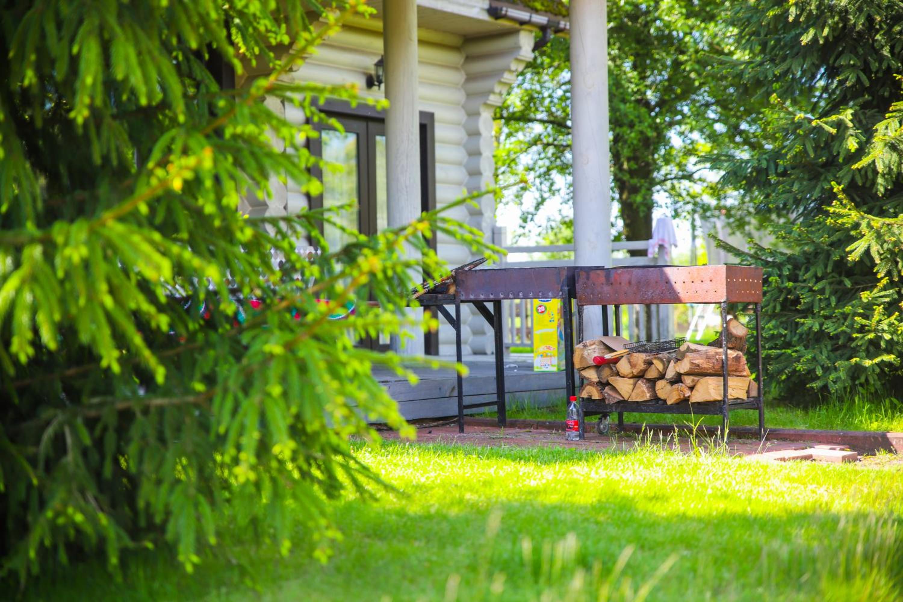Pastoral wooden hauses