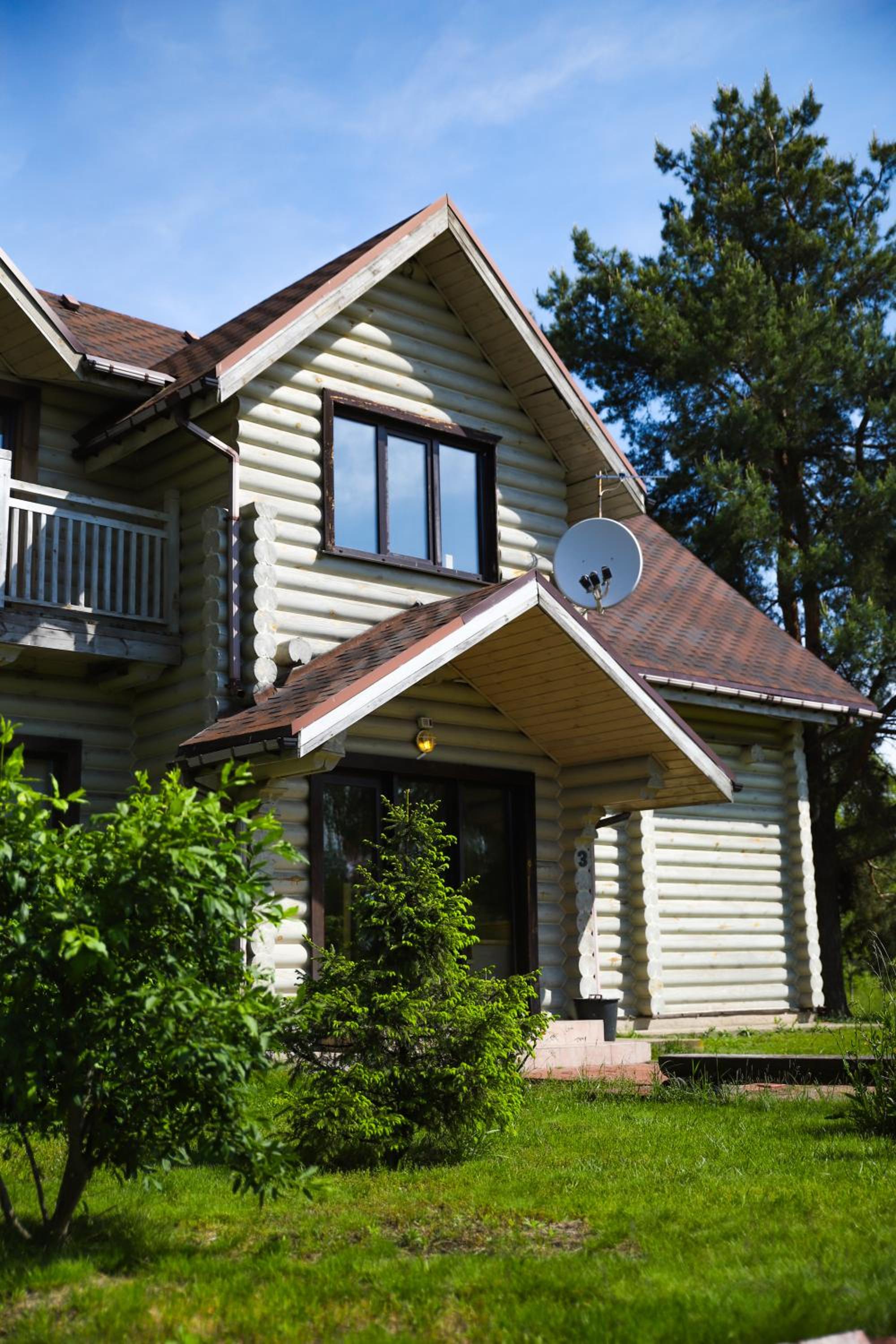 Pastoral wooden hauses