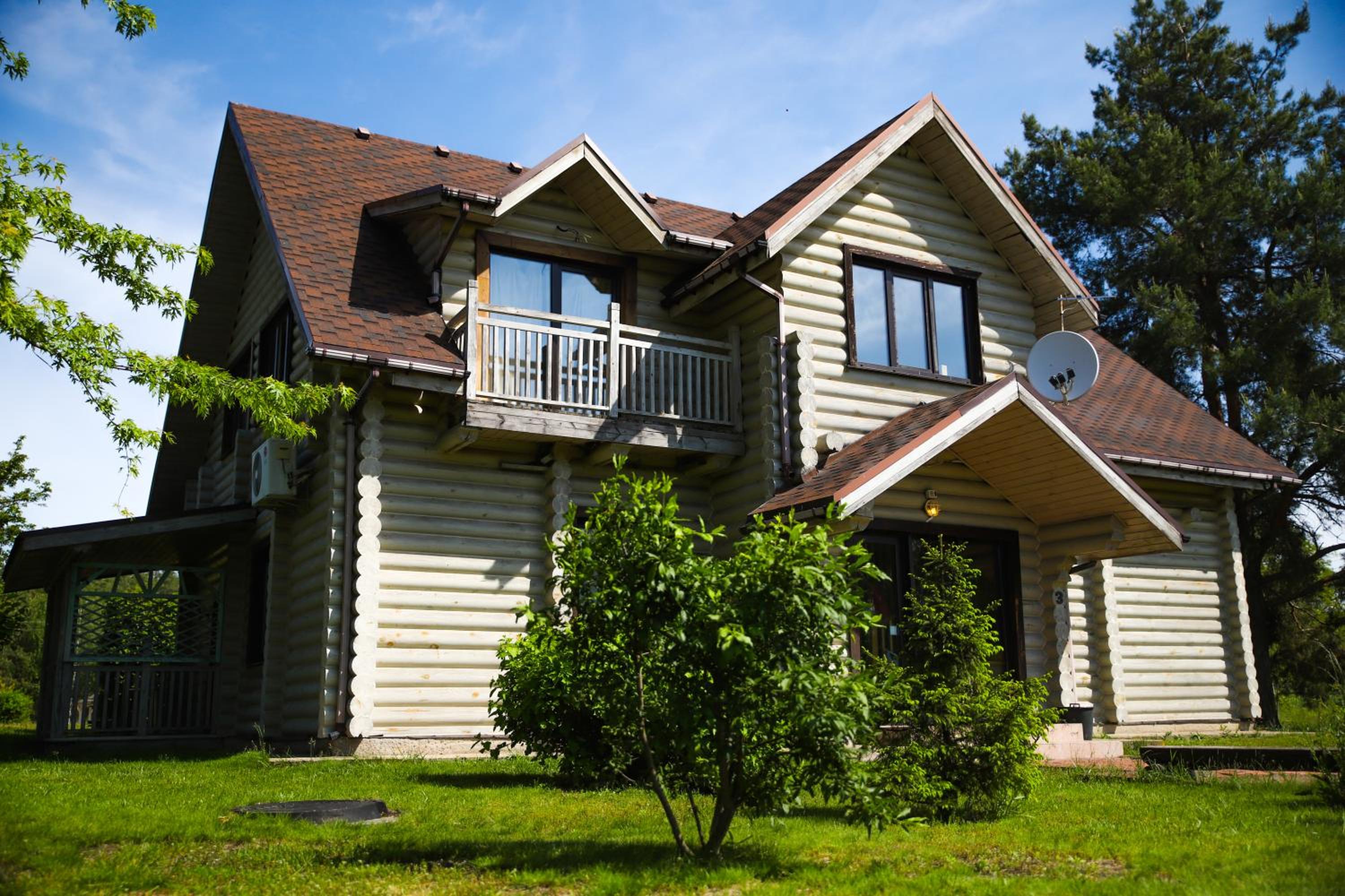 Pastoral wooden hauses