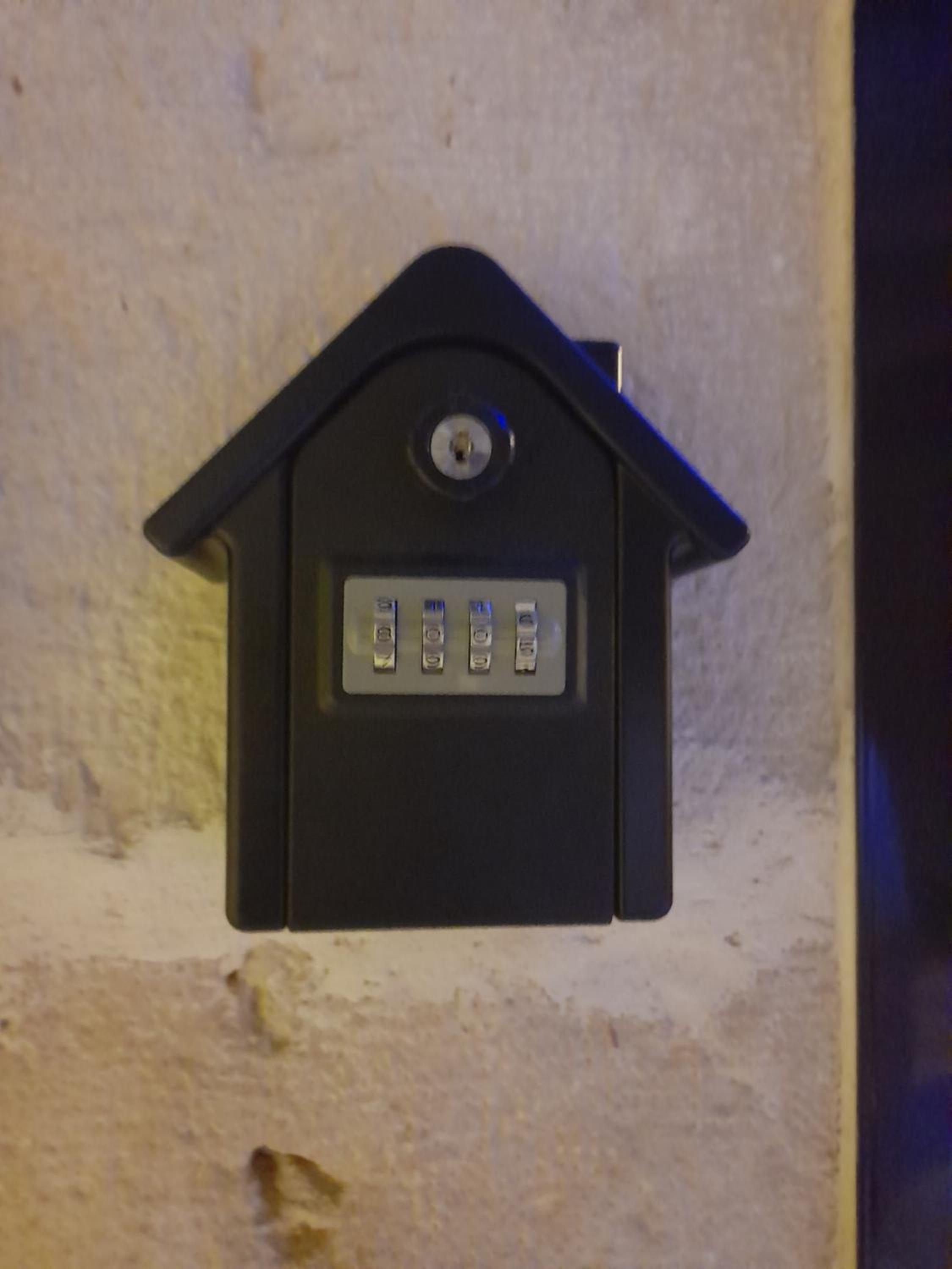 Photo 23