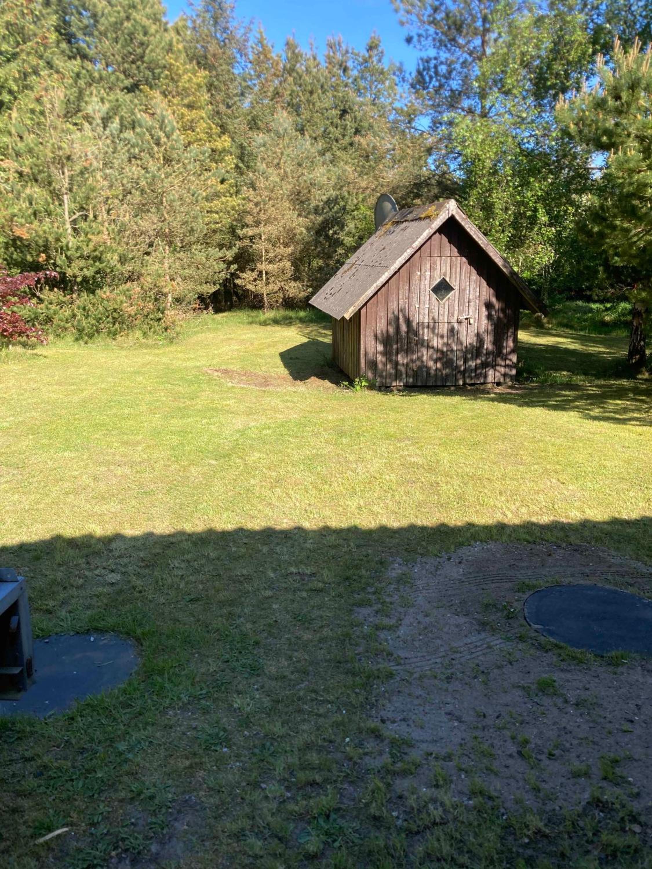 Large Cottage In Peaceful Beautiful Nature
