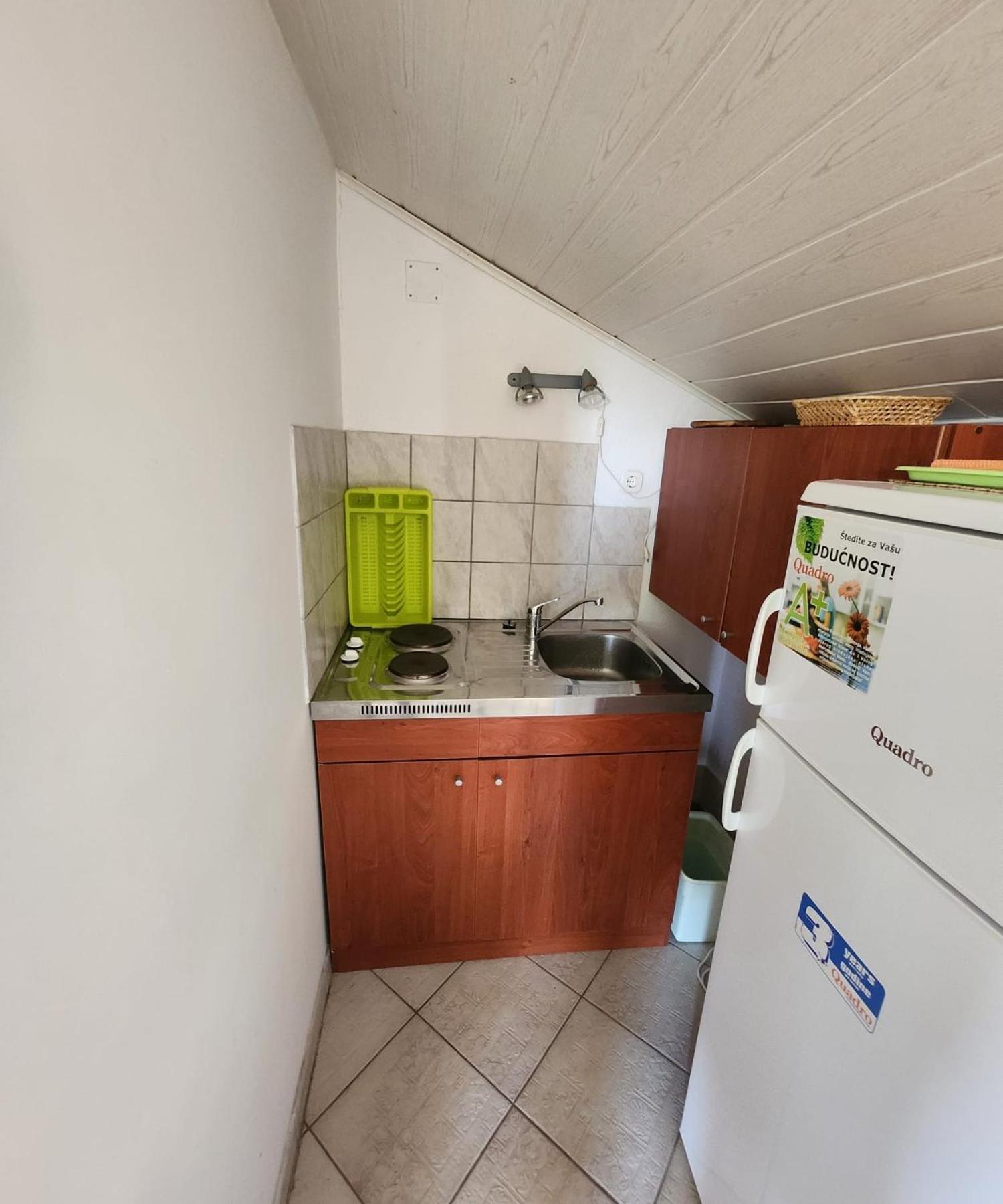 Studio apartmani Grom Sukošan