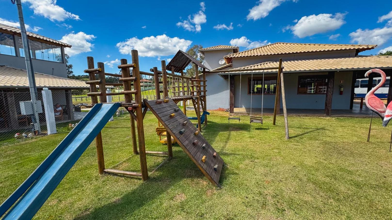 Otima casa com Wi-Fi e piscina em Tiradentes MG