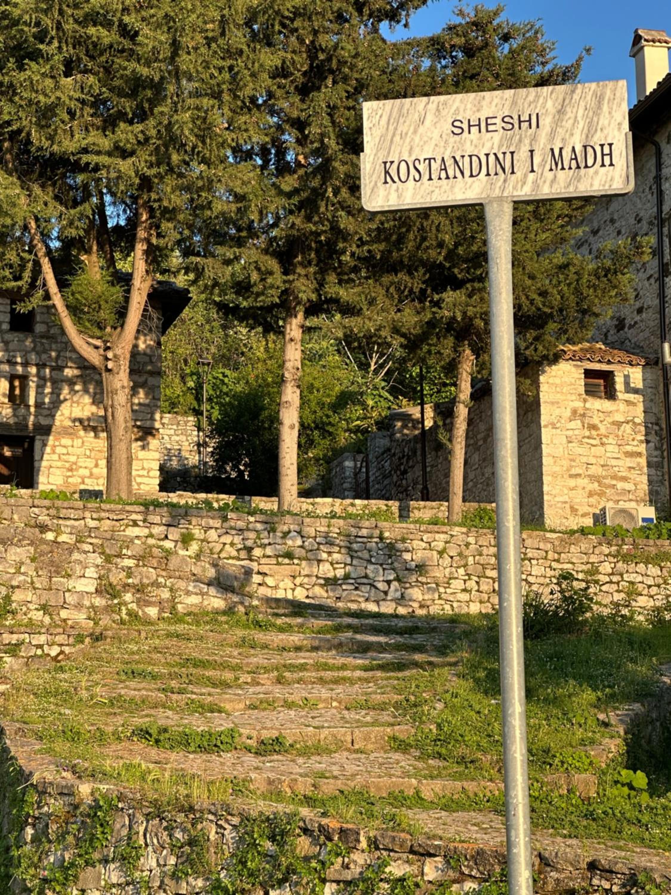 Villa Droboniku