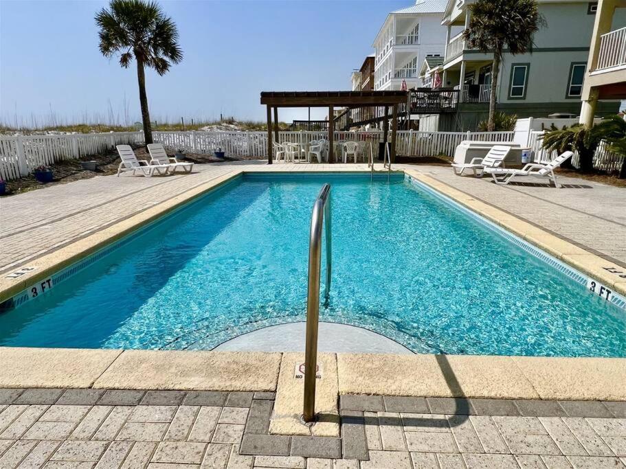 Beach Front, Wave N Sea 202, Free Activities Included!