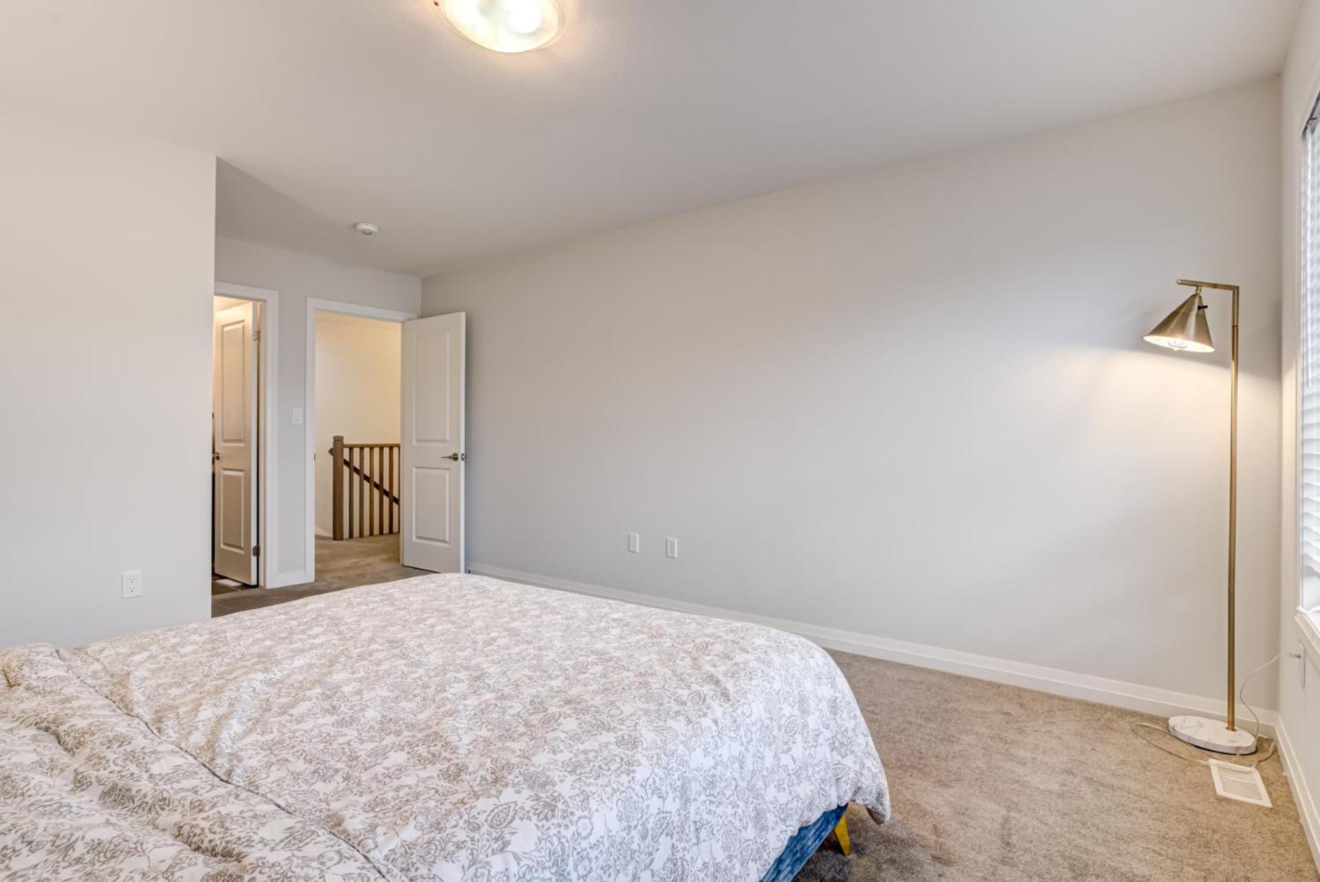 Luxury Living at the Falls - 4 bed house