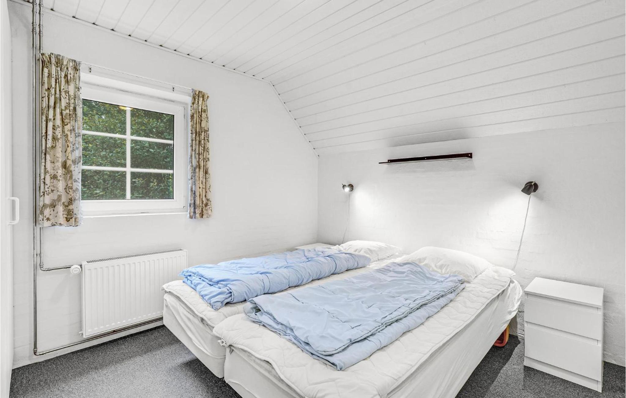 Lovely Home In Ulfborg With Wifi