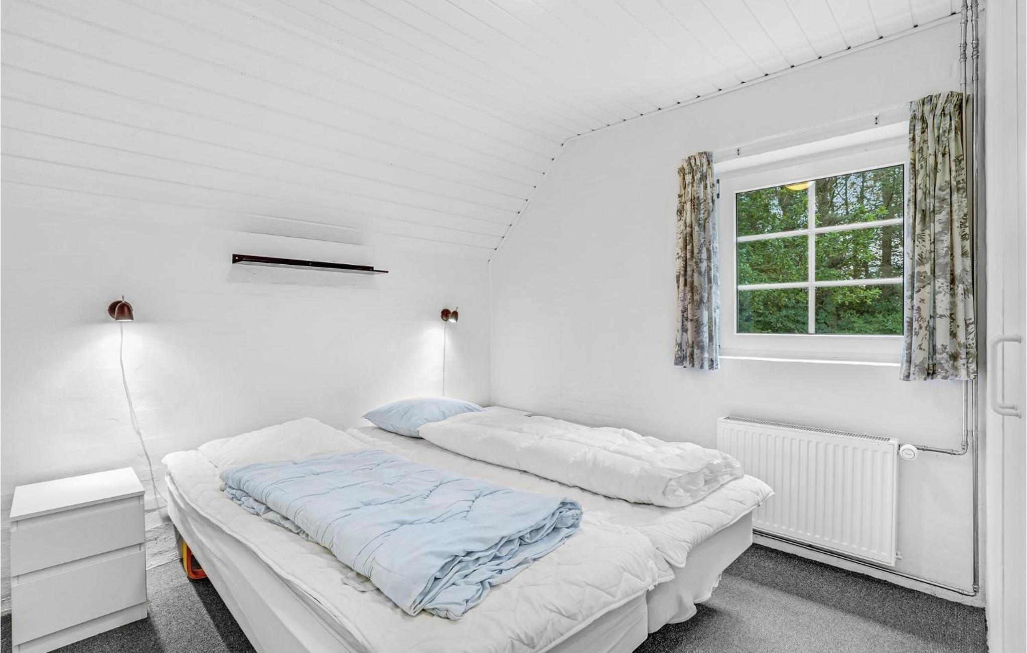 Lovely Home In Ulfborg With Wifi