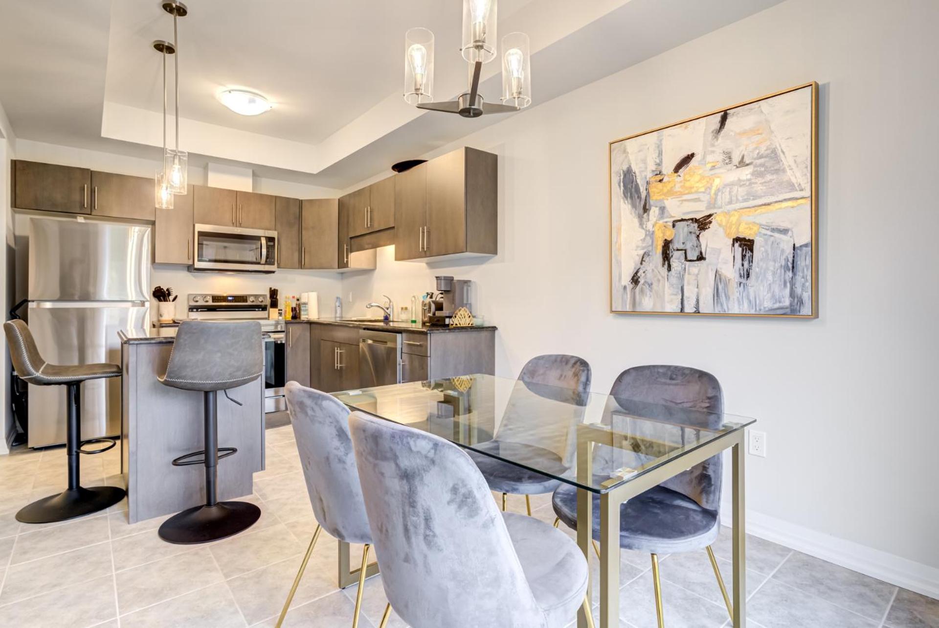 Luxury Living at the Falls - 4 bed house