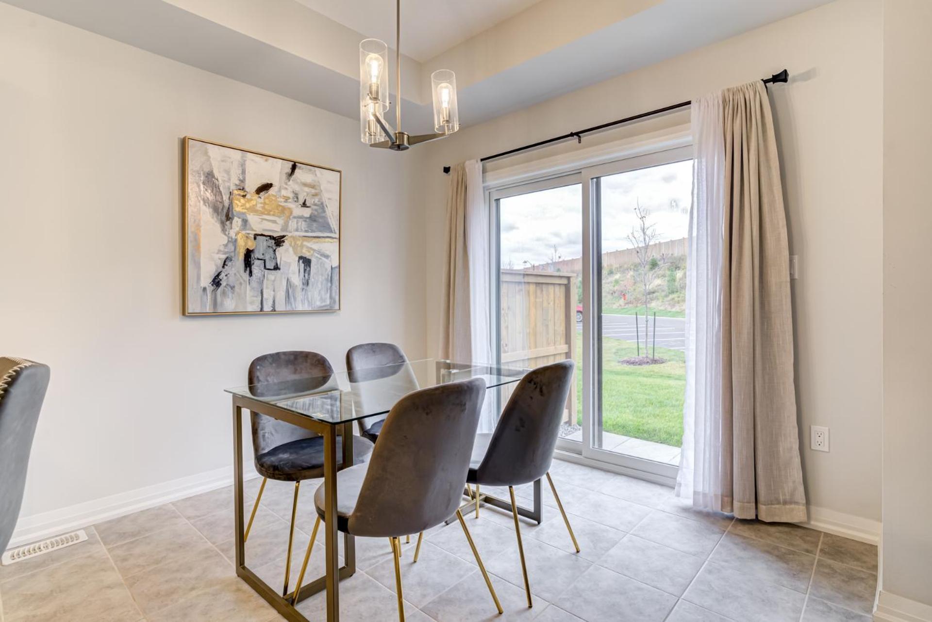 Luxury Living at the Falls - 4 bed house