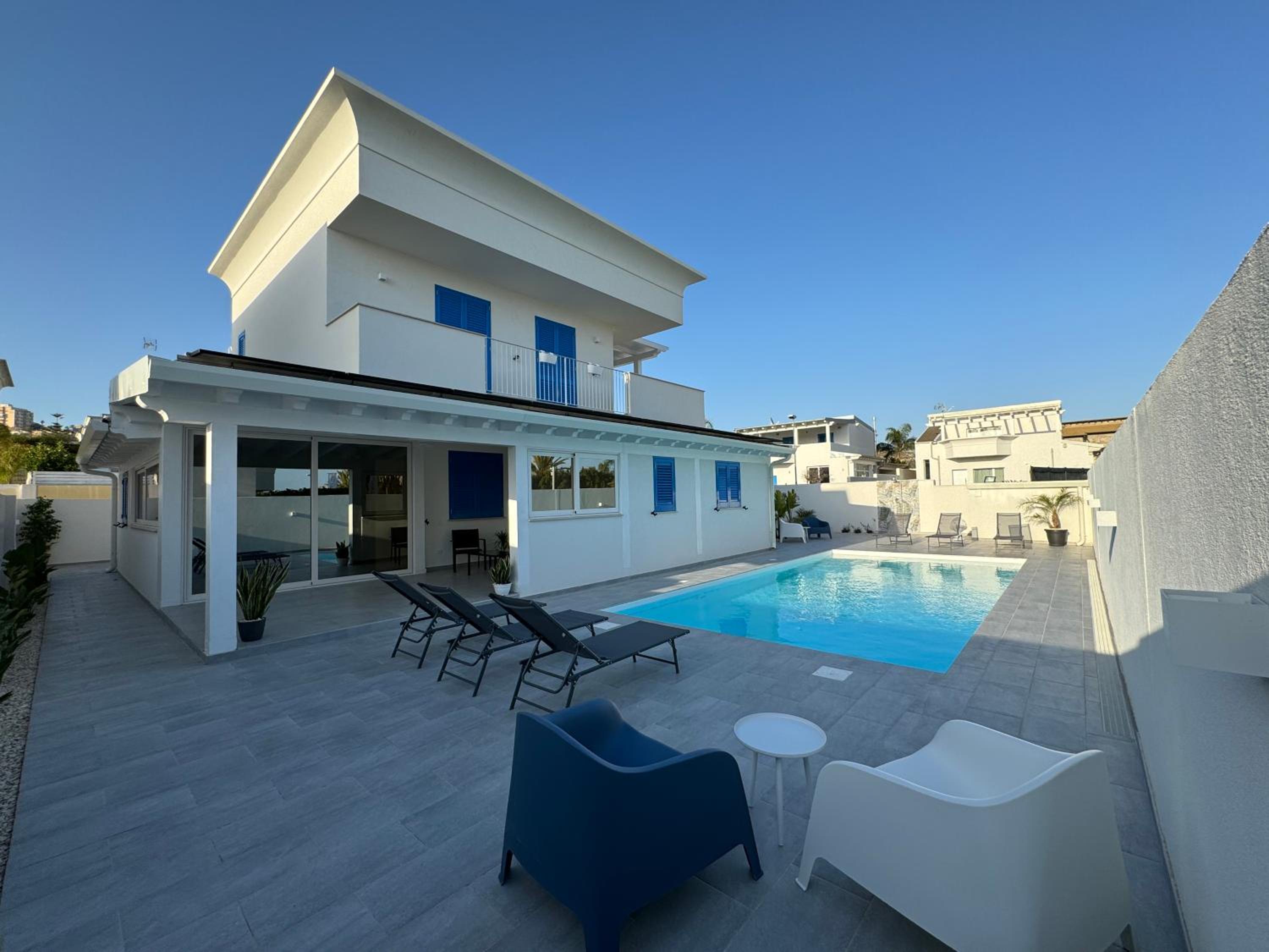 Onda Bianca Luxury Apartments