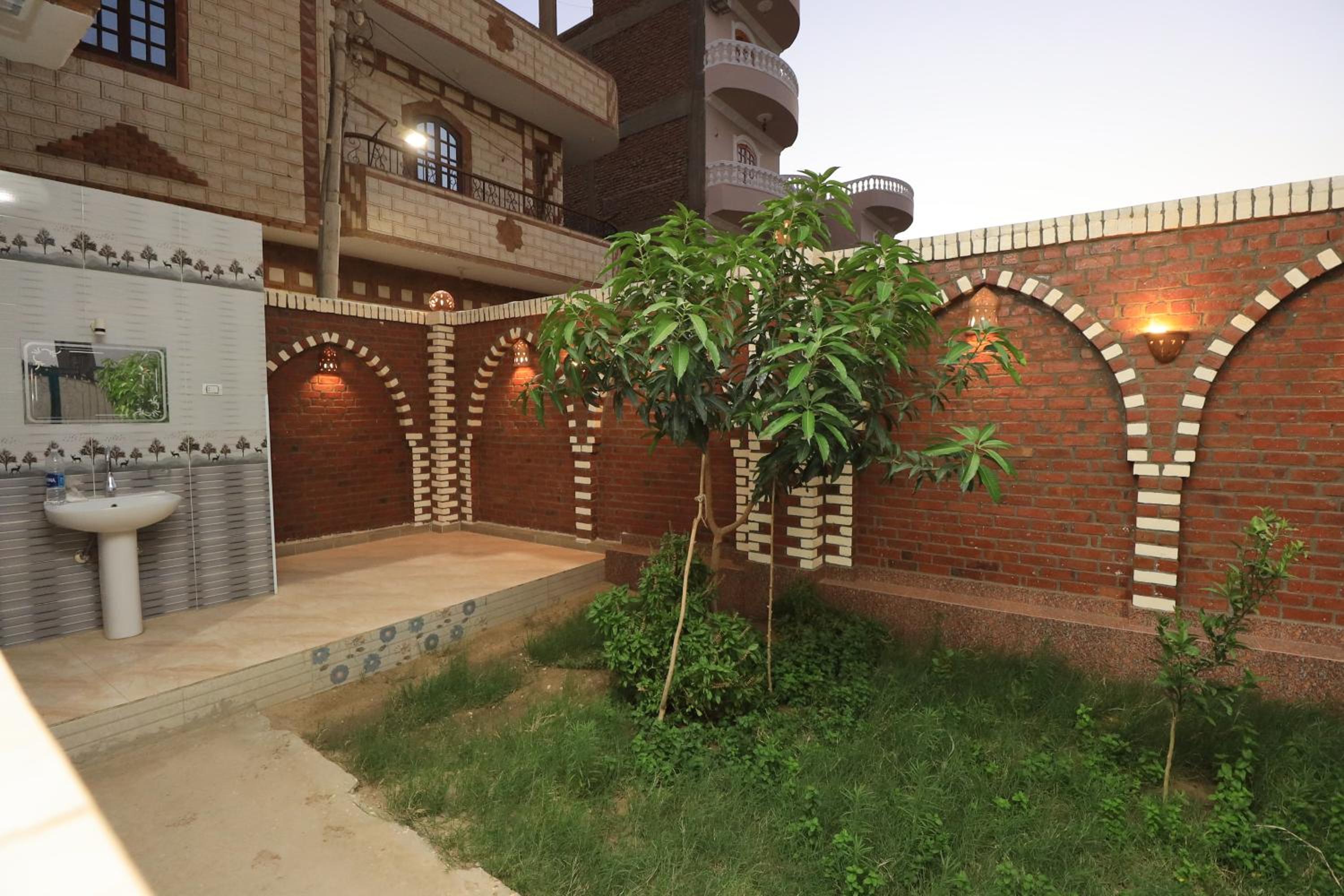 Ramsses Palace