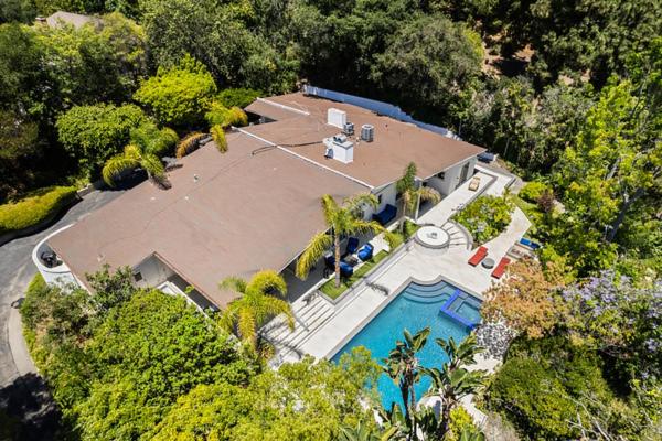 The Shadow Hill Luxury Villa