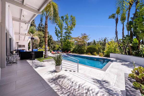 The Shadow Hill Luxury Villa