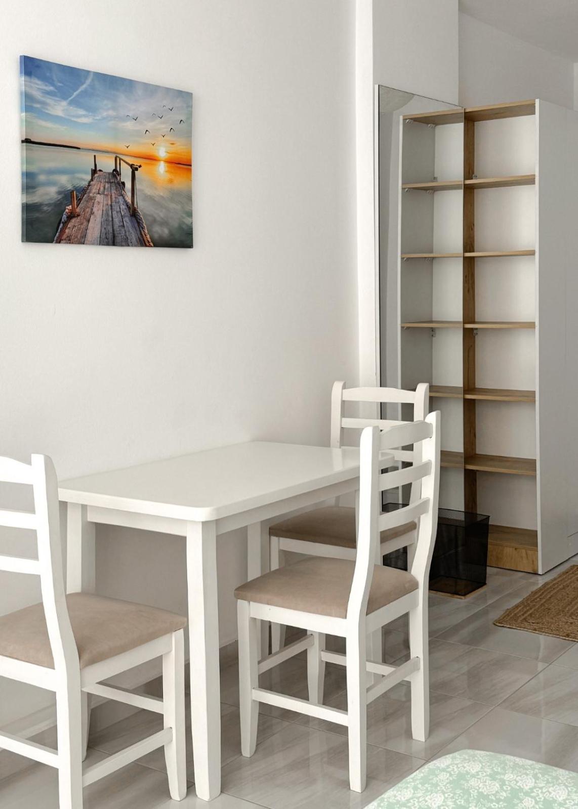 Liza Apartments - Unit 1
