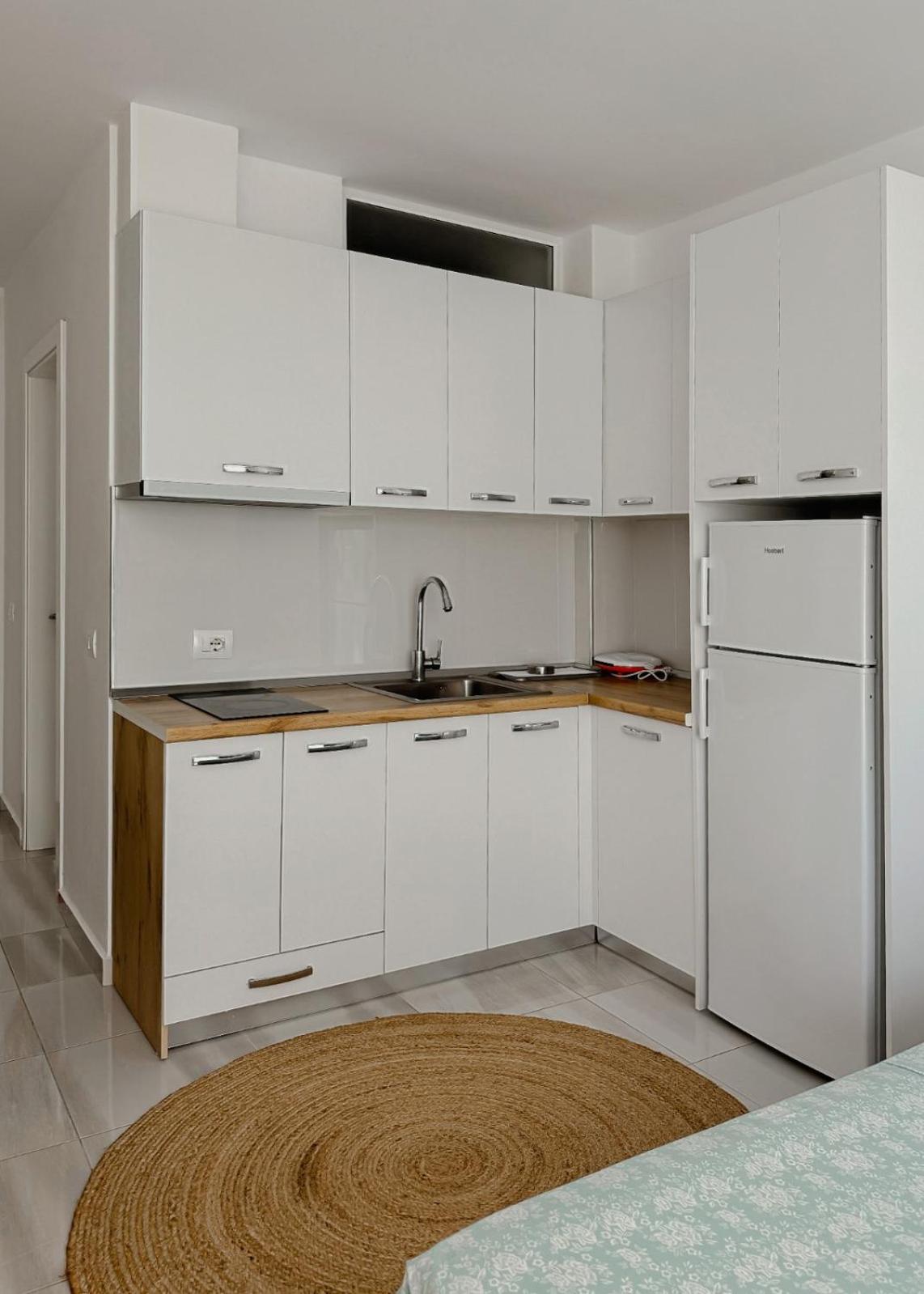 Liza Apartments - Unit 1
