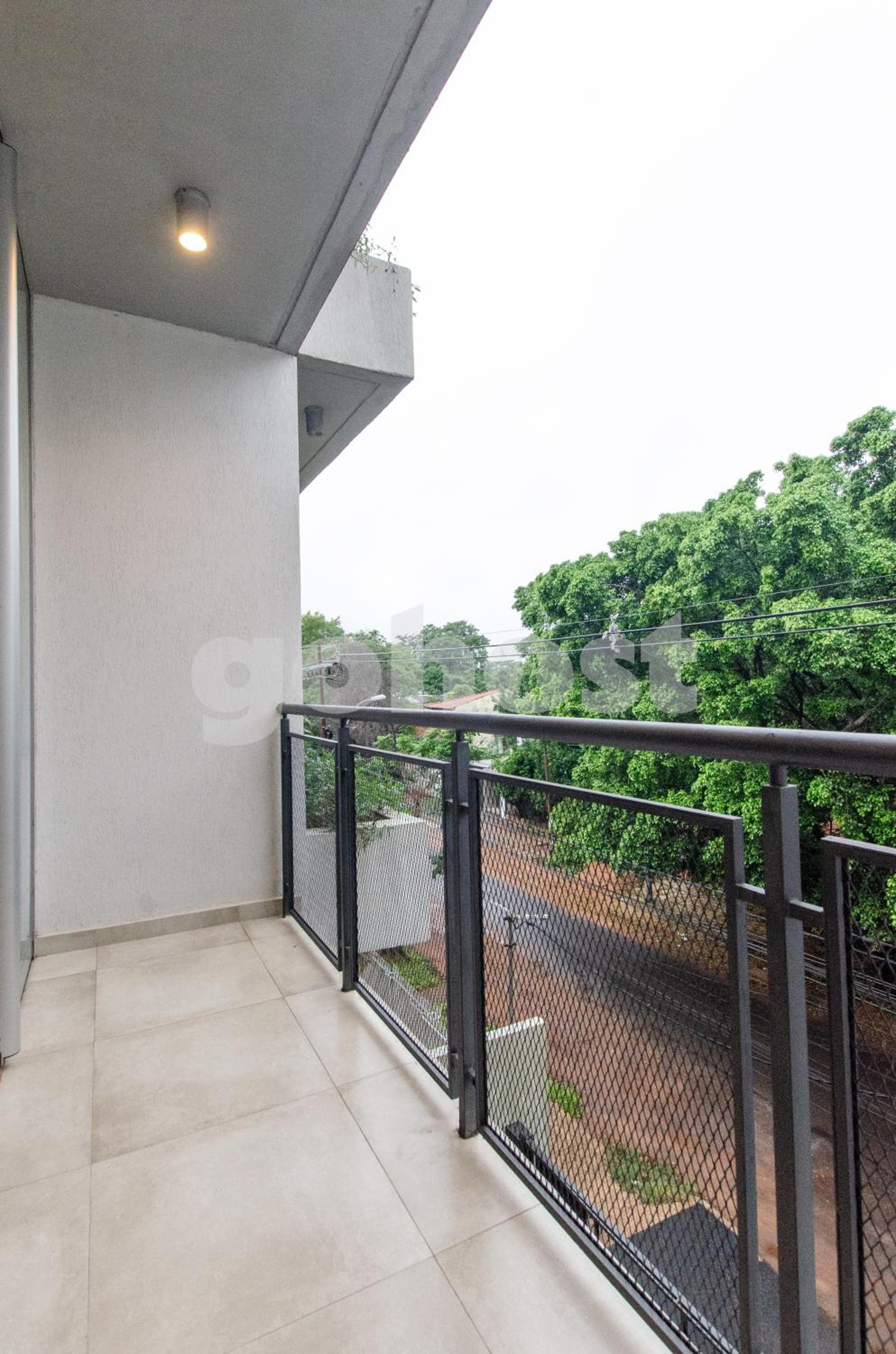 Modern apartment 600m away from Shopping del Sol view 5