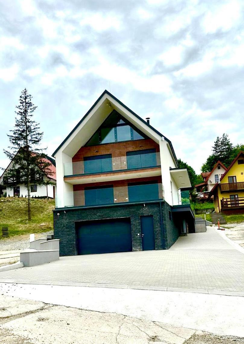 Vila Valkov view 2