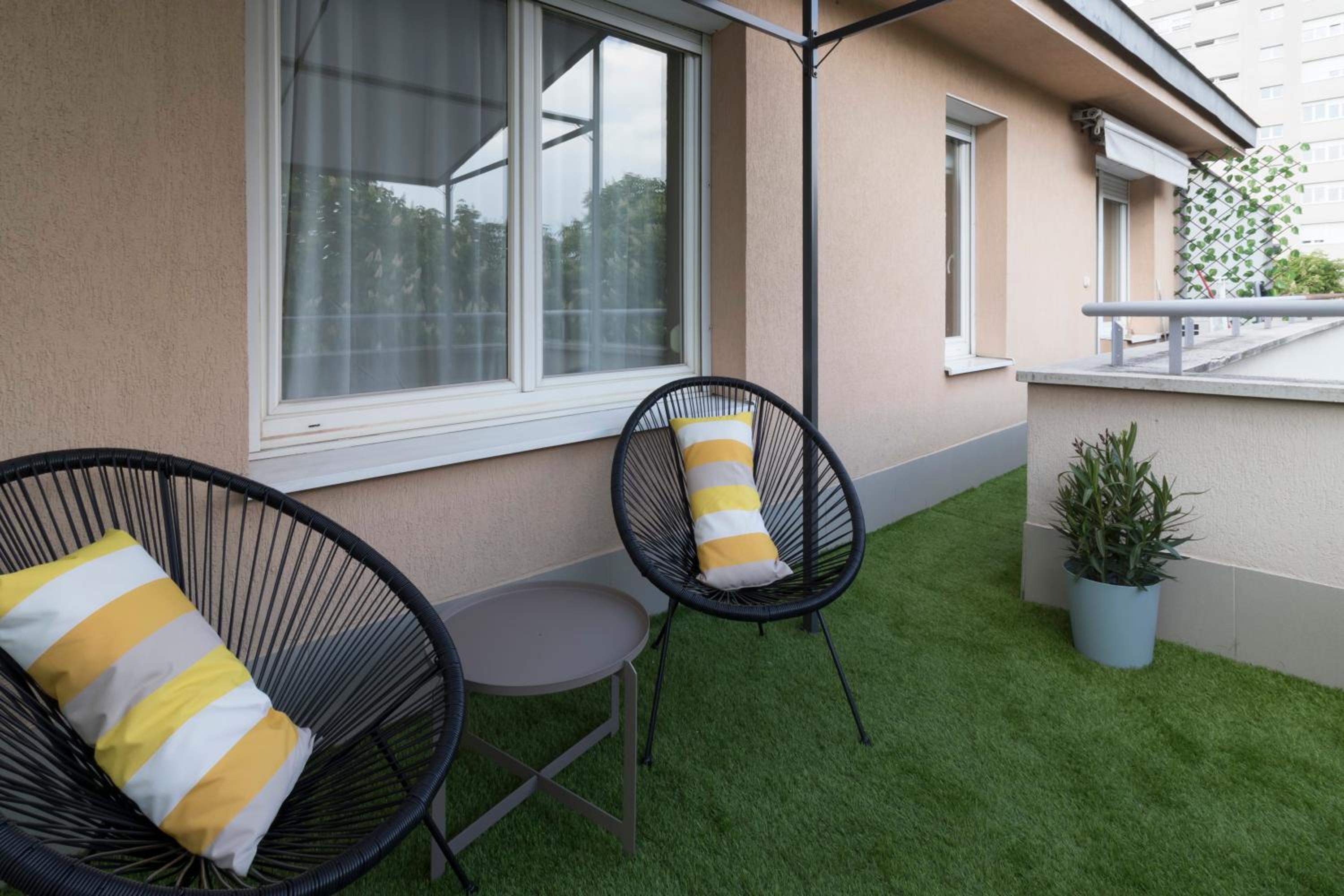balance & terrace