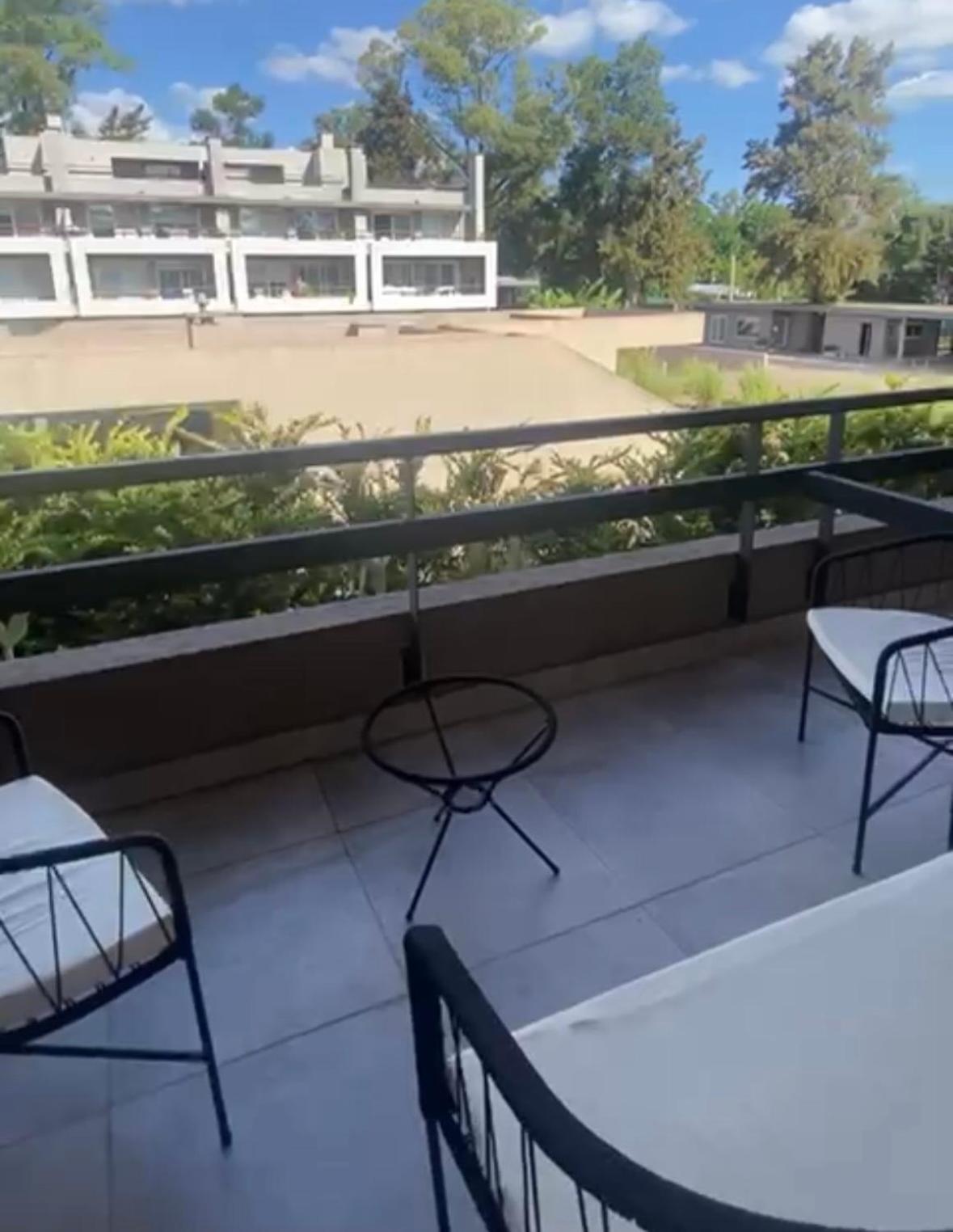 Mono ambiente Campus Vista Pilar