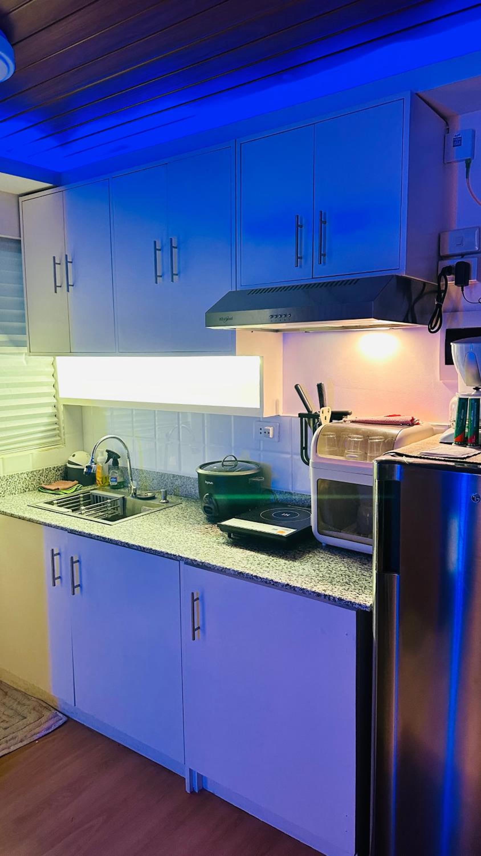 2BR Condo near Philippine Arena (Adrian’s Crib) view 4