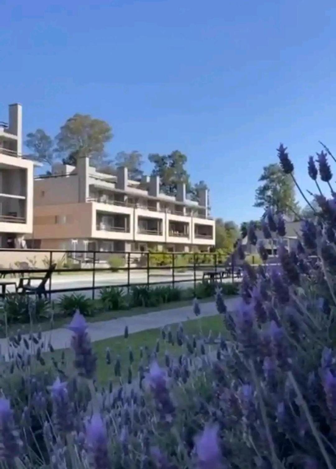 Mono ambiente Campus Vista Pilar