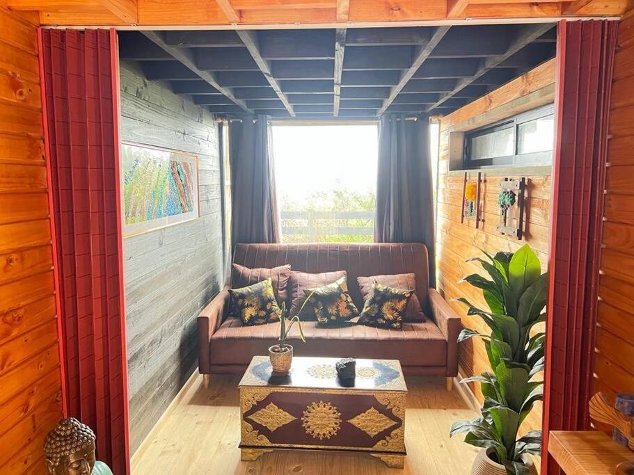 PEZ HOUSE