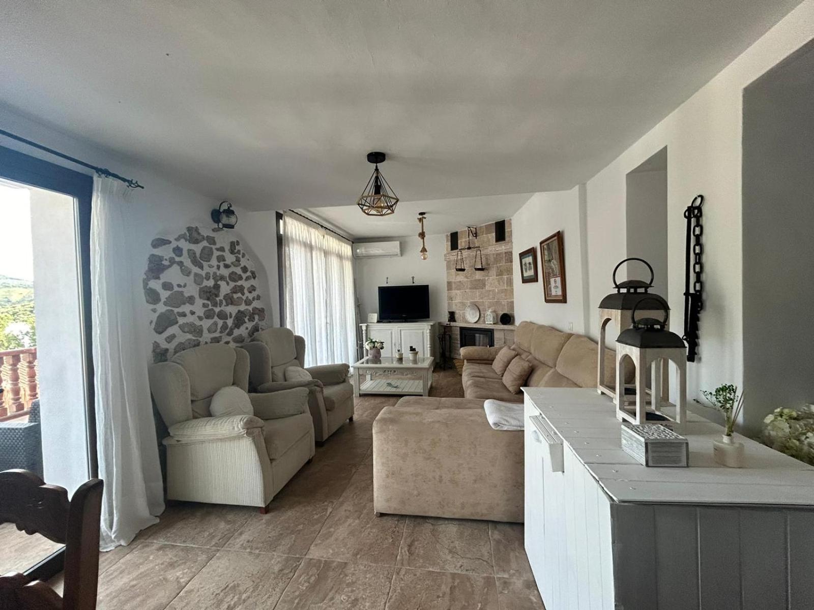 LA POSADA DE LA MUELA - Property Image 72