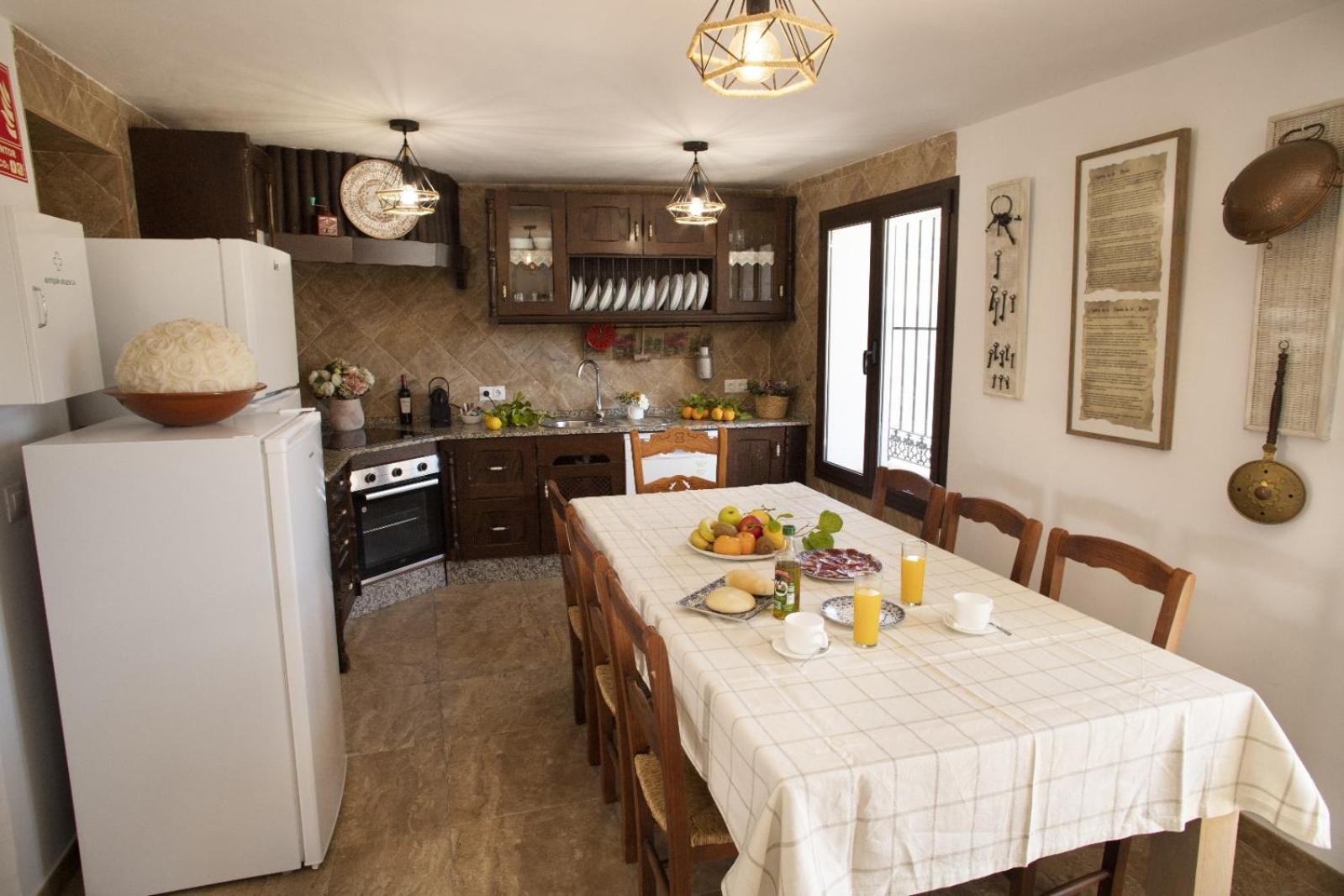 LA POSADA DE LA MUELA - Property Image 76