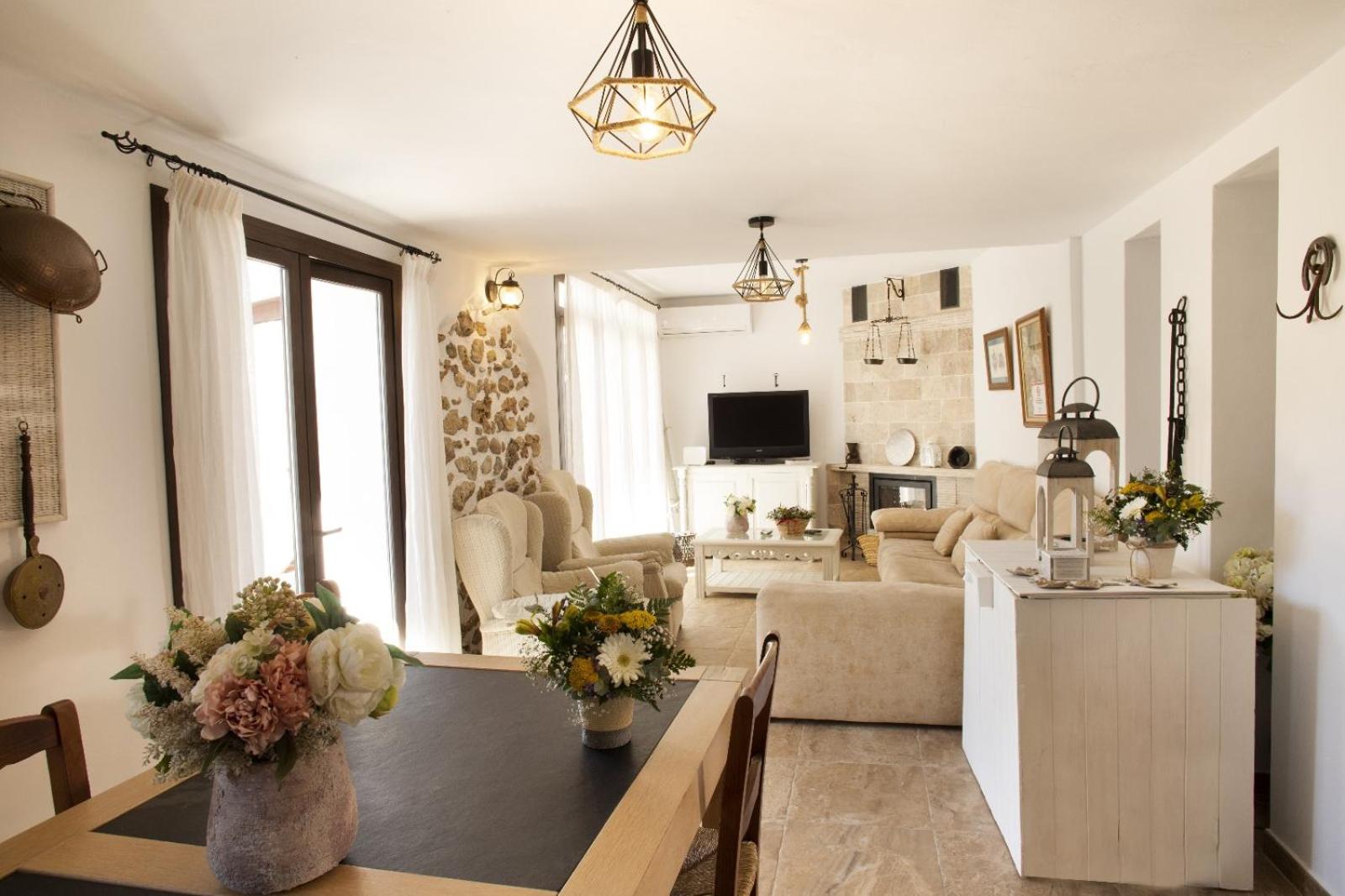 LA POSADA DE LA MUELA - Property Image 49