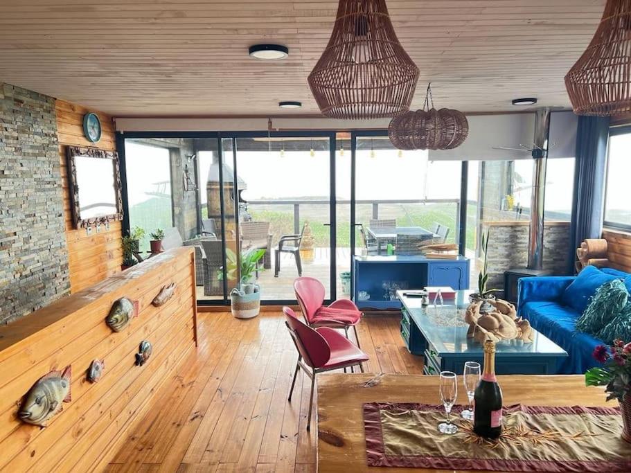 PEZ HOUSE