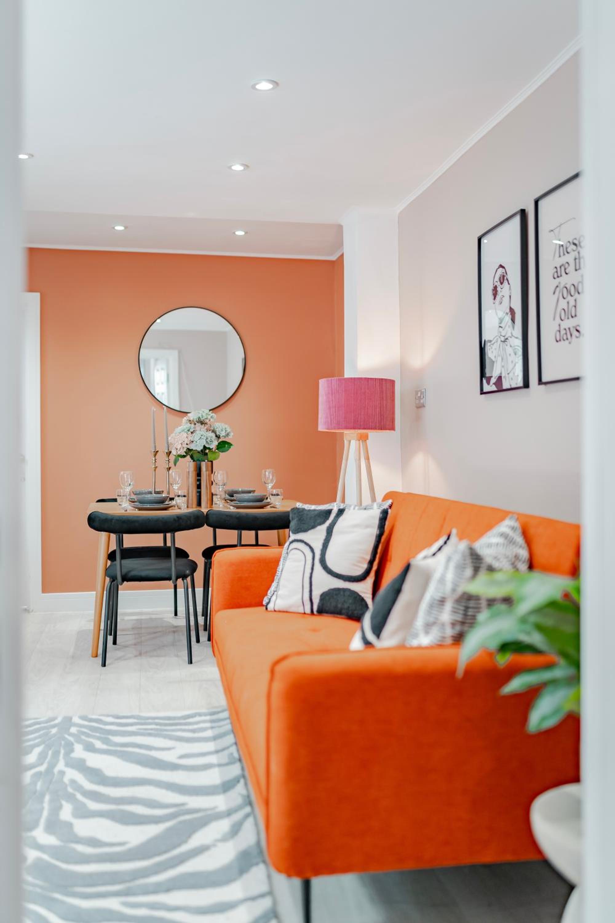 Cosy & Stylish Apmt w/ Fast Wifi