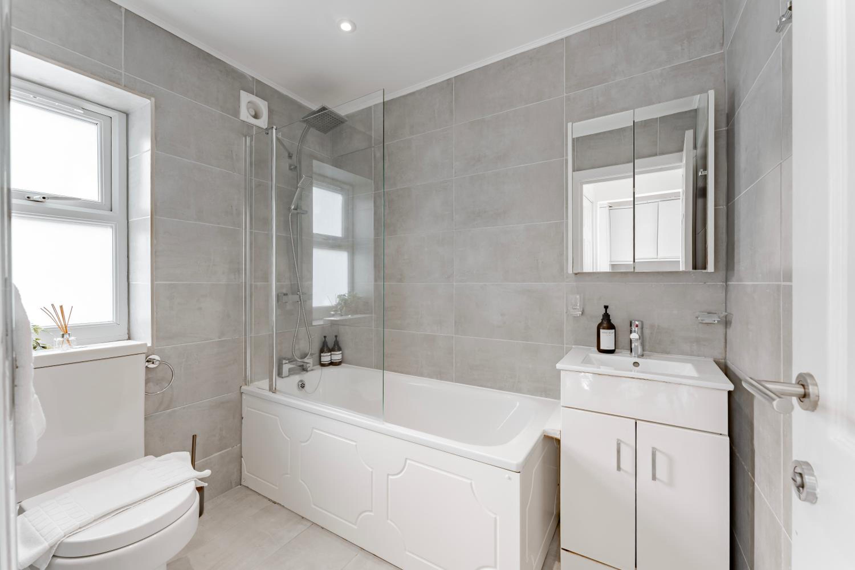 Cosy & Stylish Apmt w/ Fast Wifi