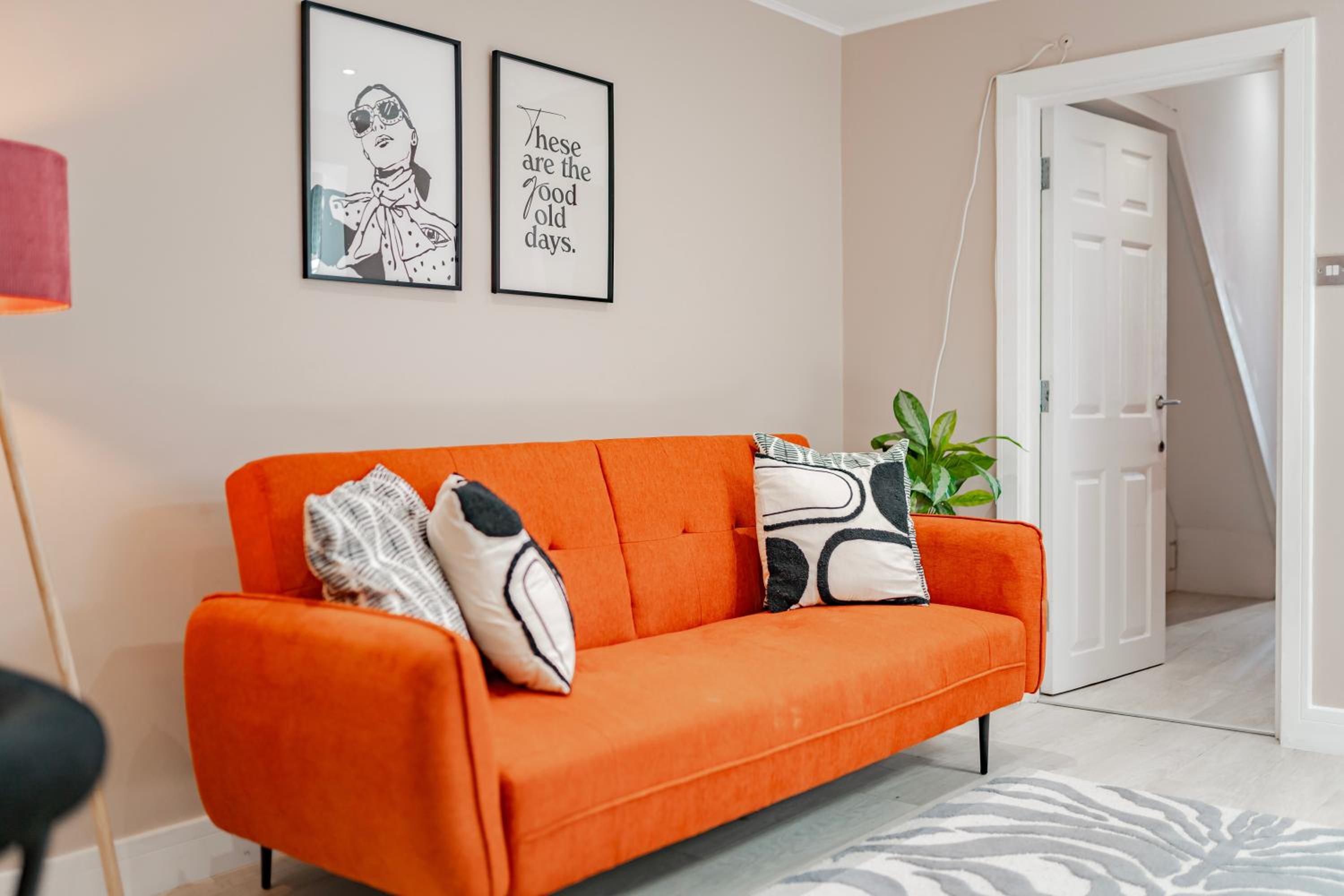 Cosy & Stylish Apmt w/ Fast Wifi