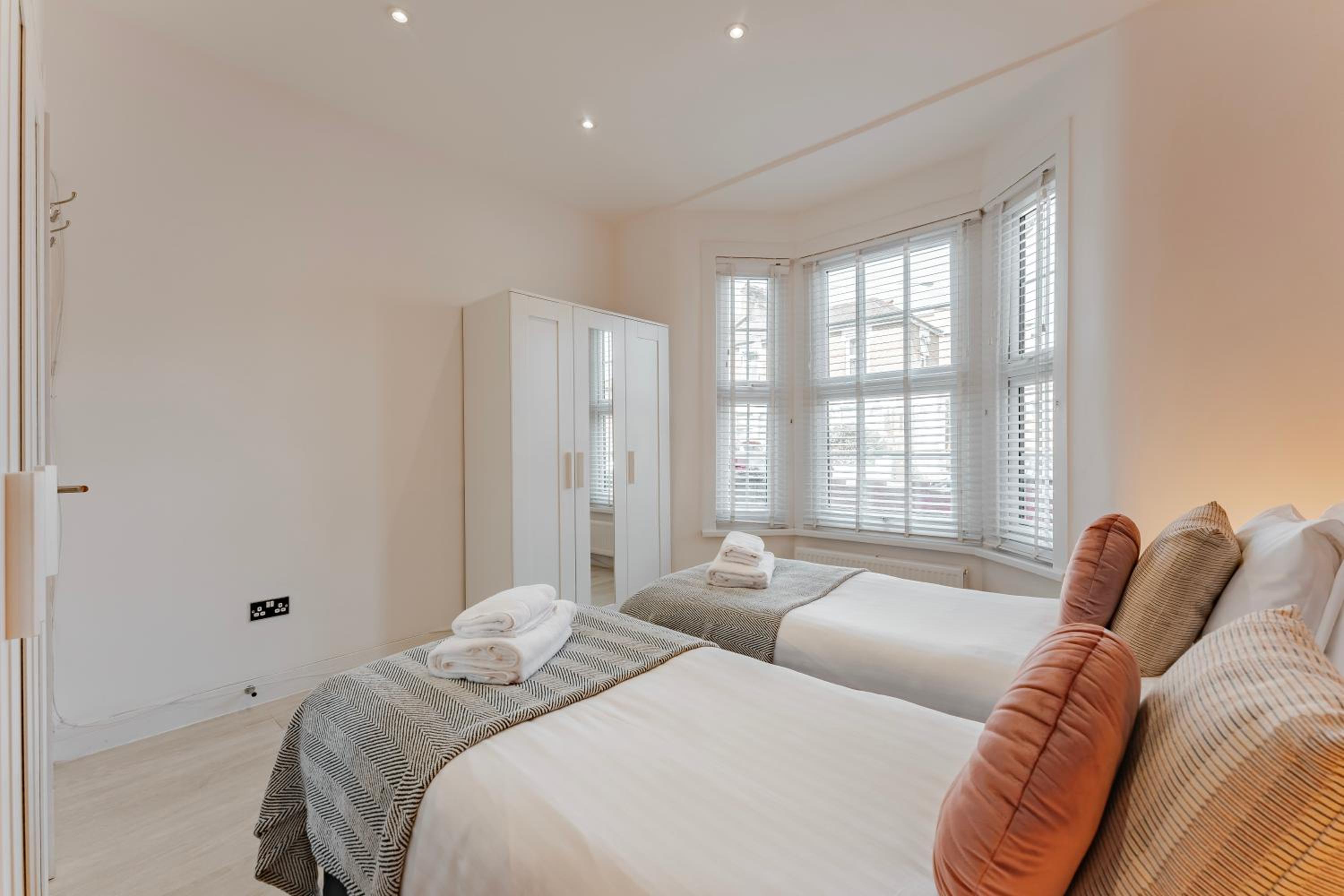 Cosy & Stylish Apmt w/ Fast Wifi