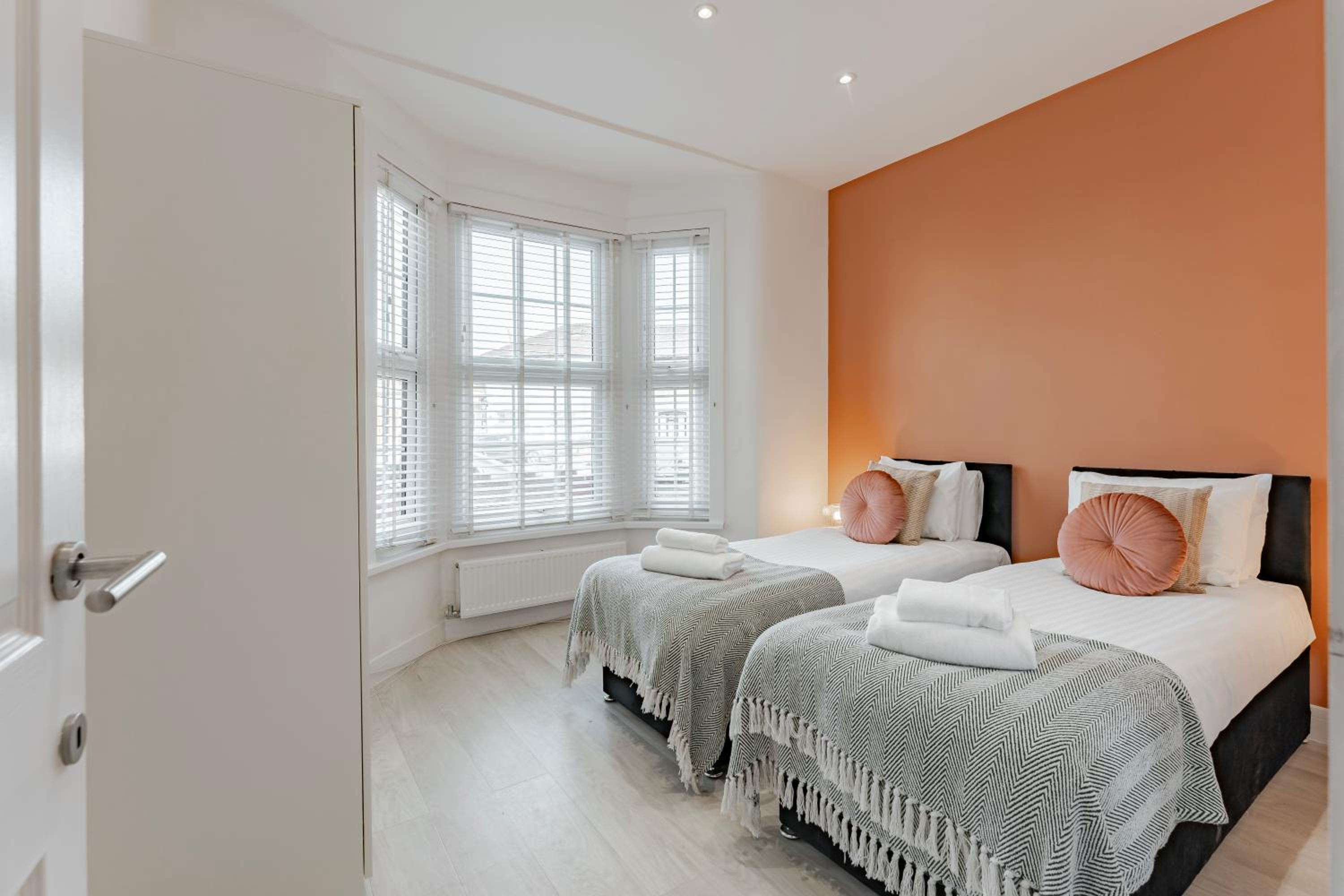 Cosy & Stylish Apmt w/ Fast Wifi