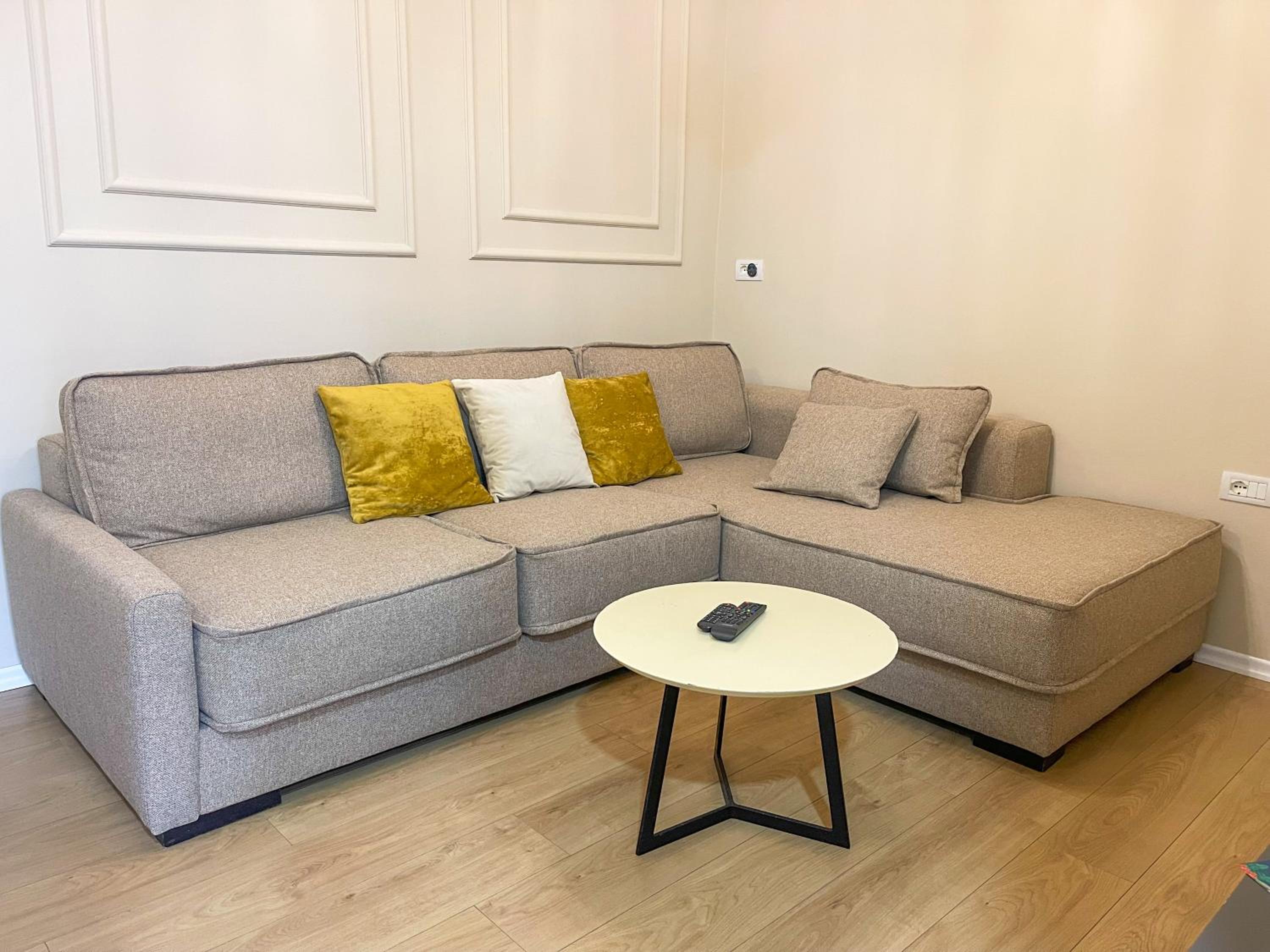 Blloku 4BR Duplex w BBQ Terrace - Central Tirana