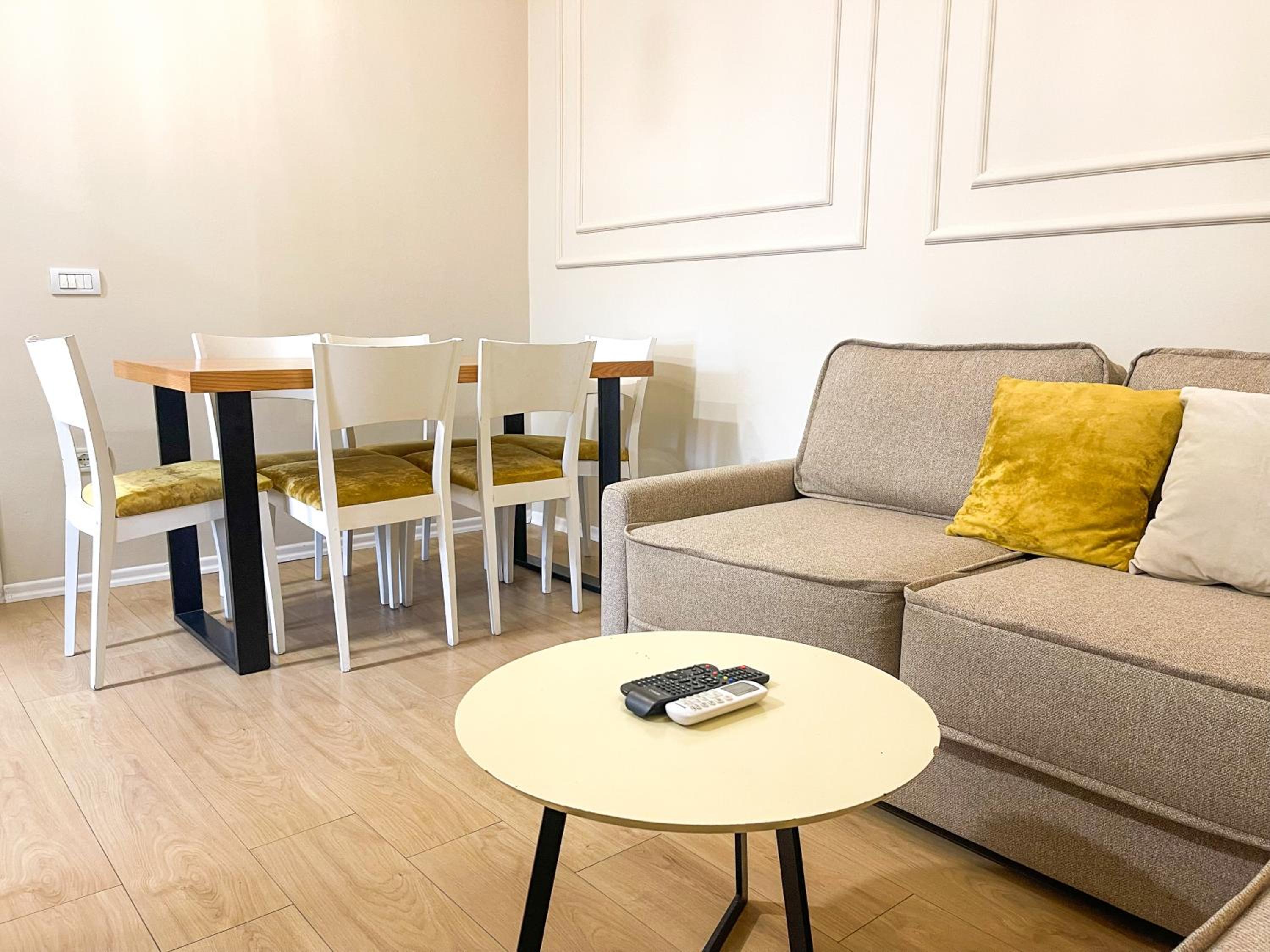 Blloku 4BR Duplex w BBQ Terrace - Central Tirana