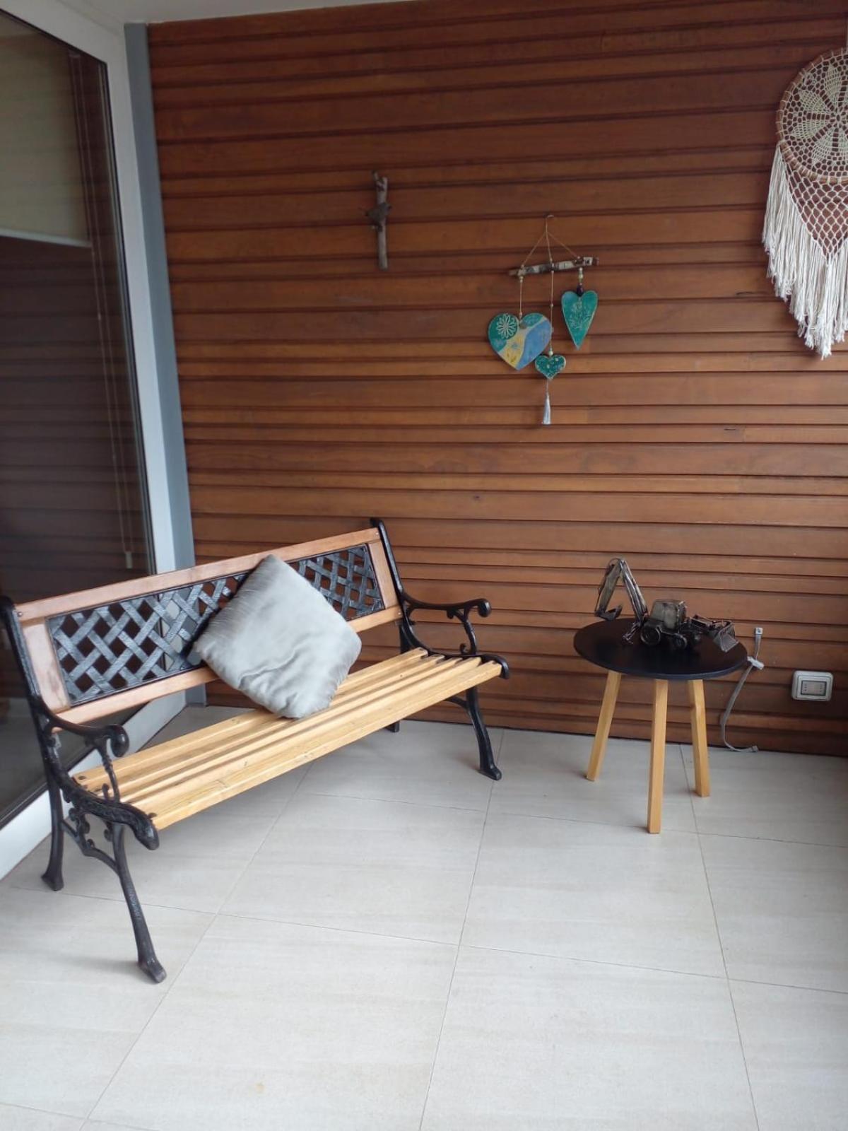 Rico departamento con vista al lago