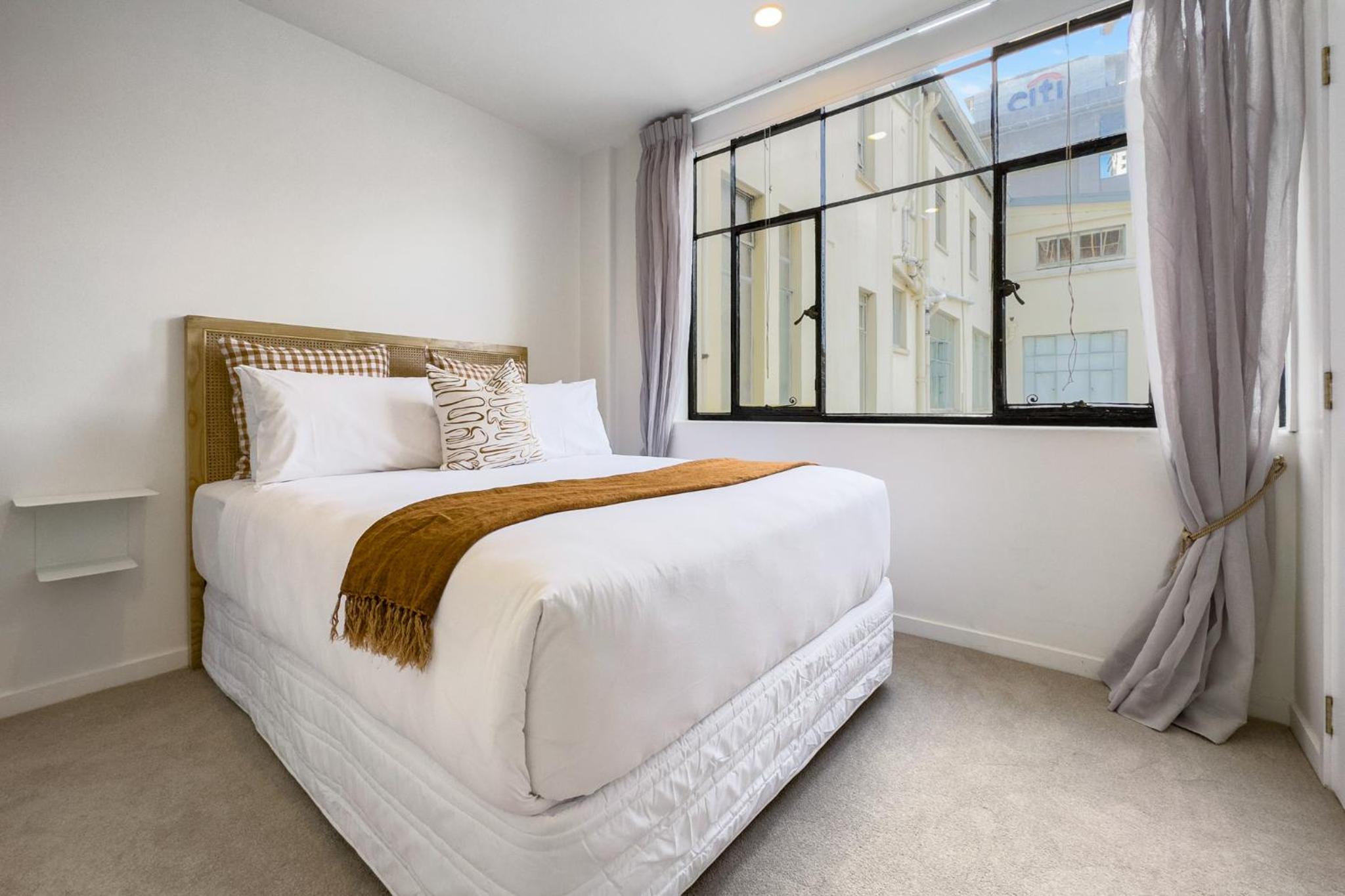 Dilworth Apartments by Urban Rest photo 4