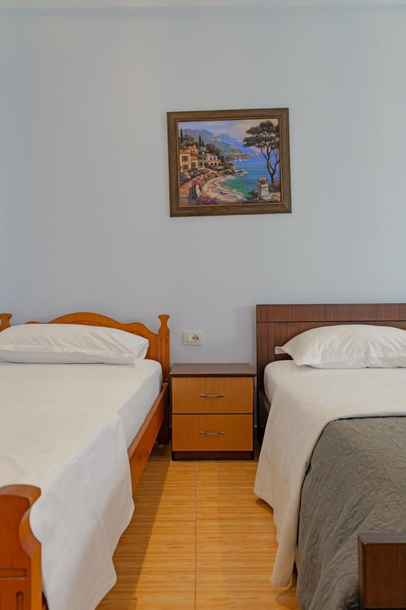 Vila EN AD