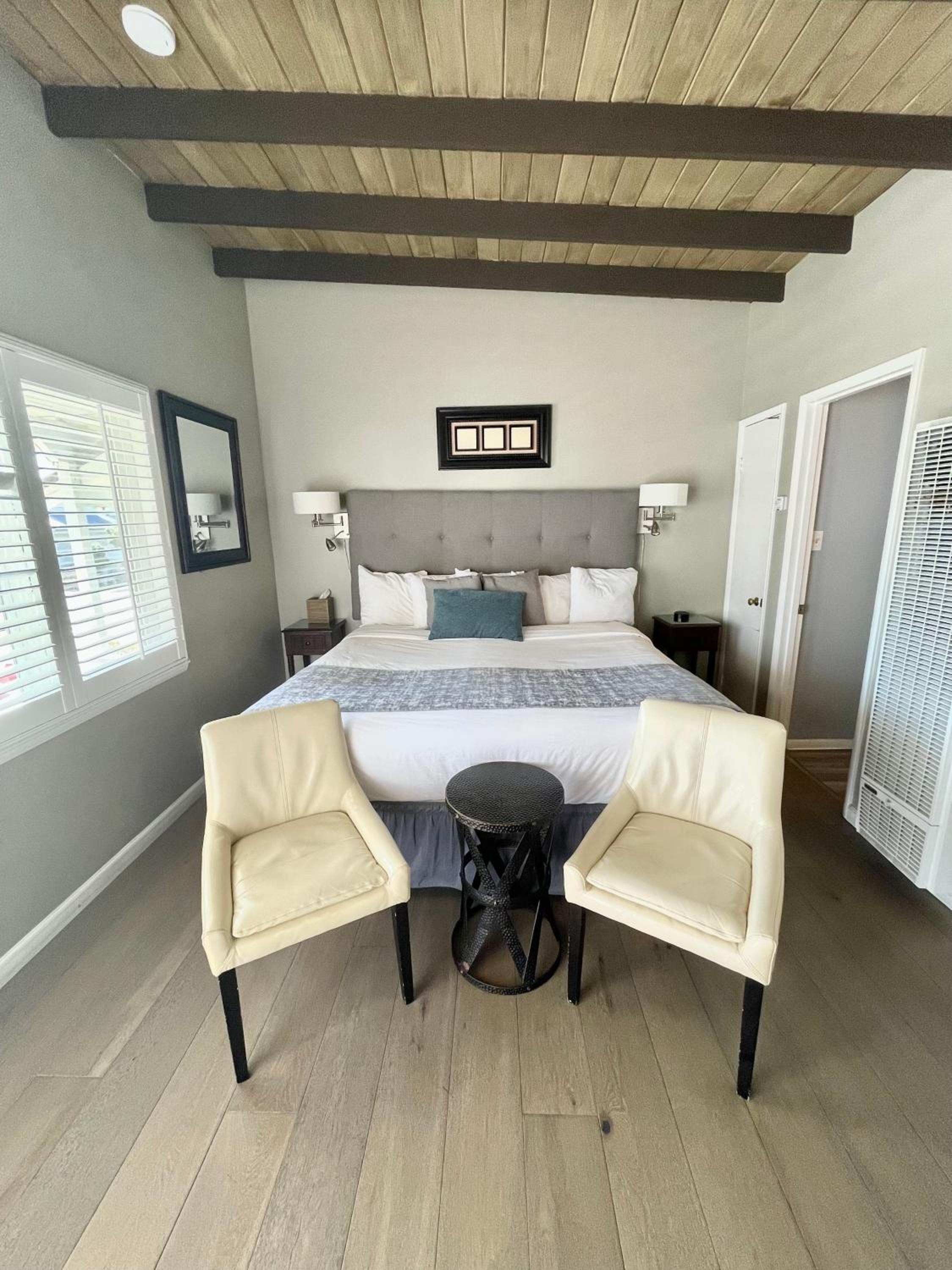 Pleasant Inn