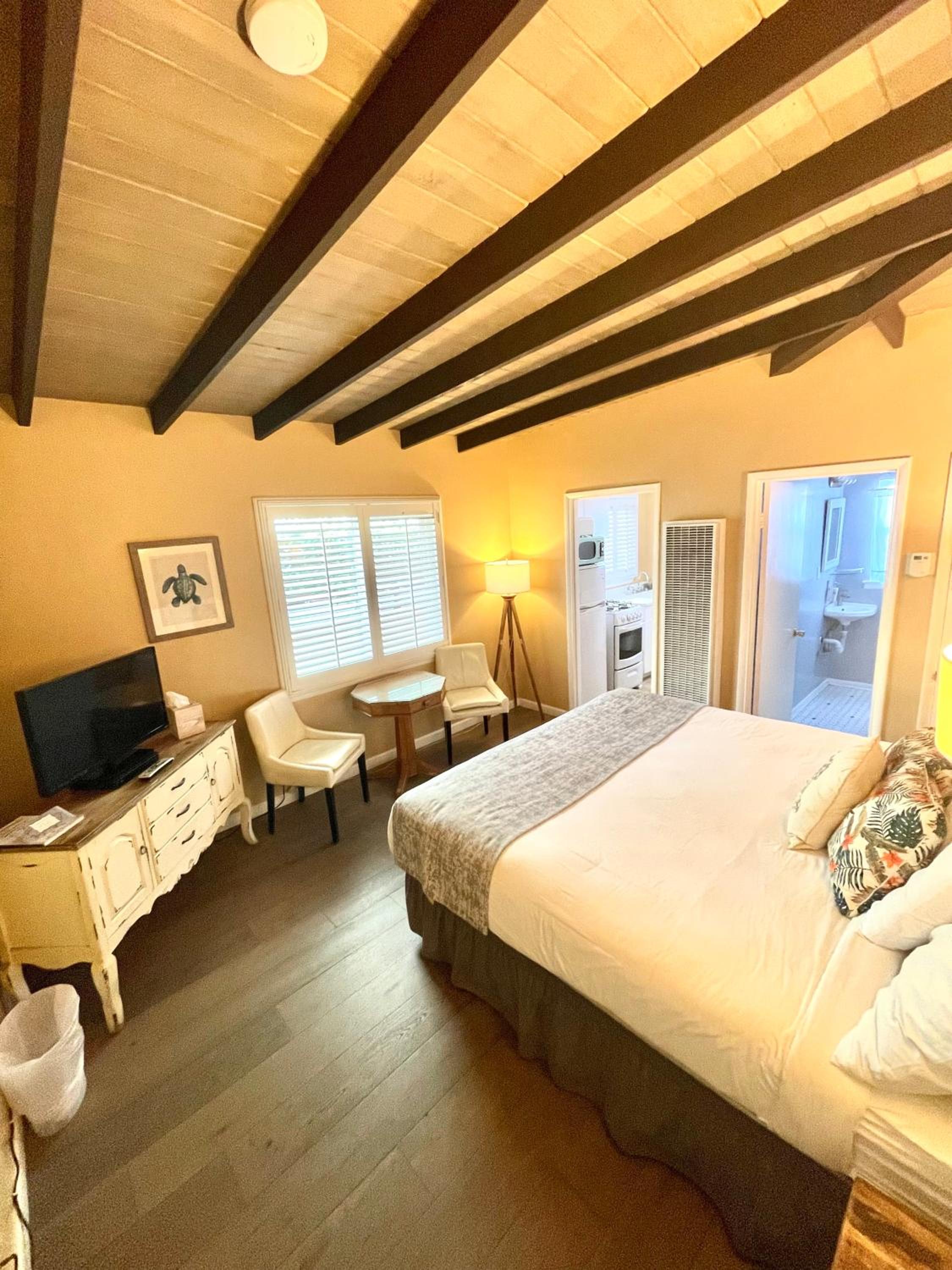 Pleasant Inn
