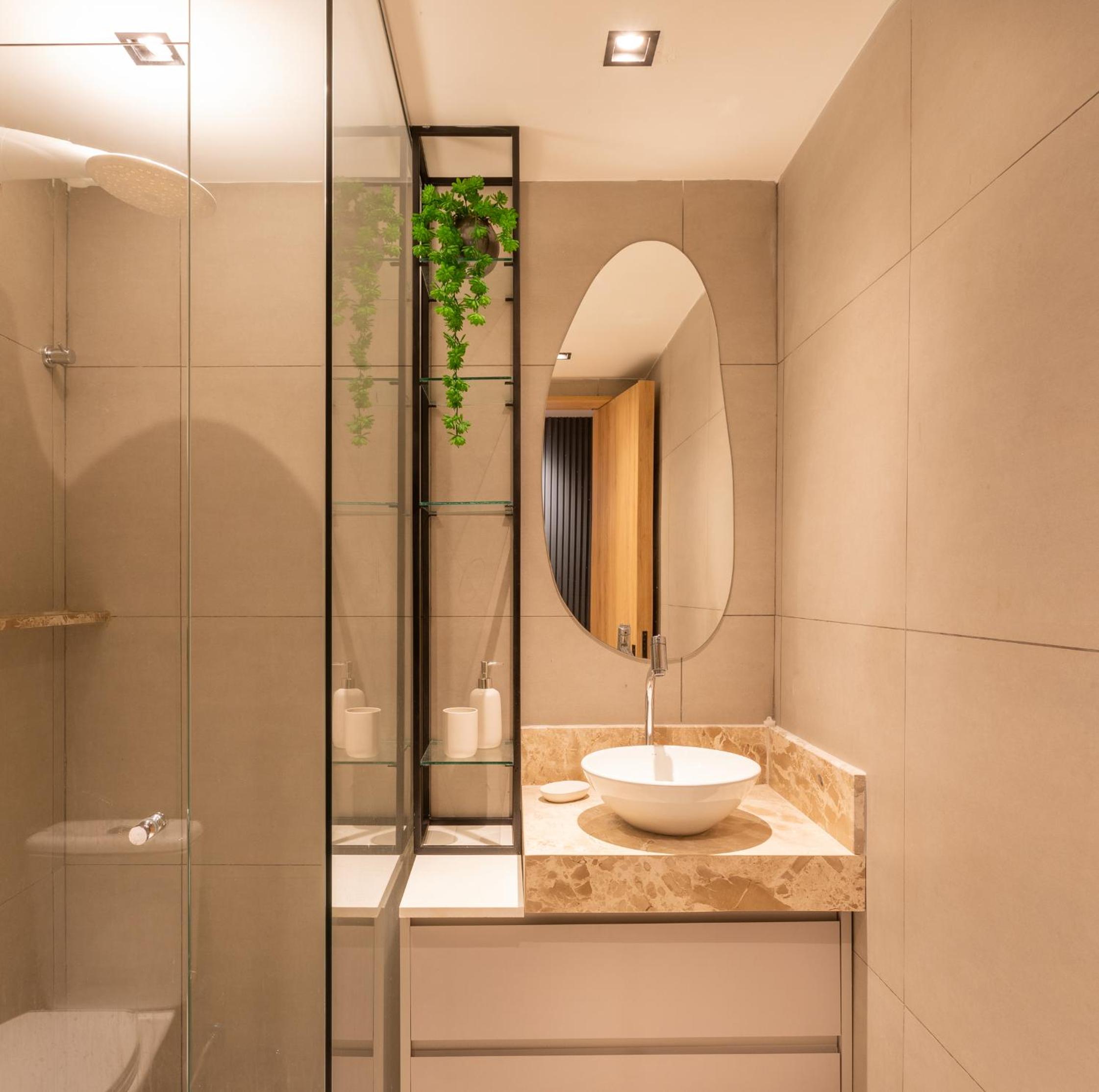 Loft com jacuzzi privativa frente mar do Bessa