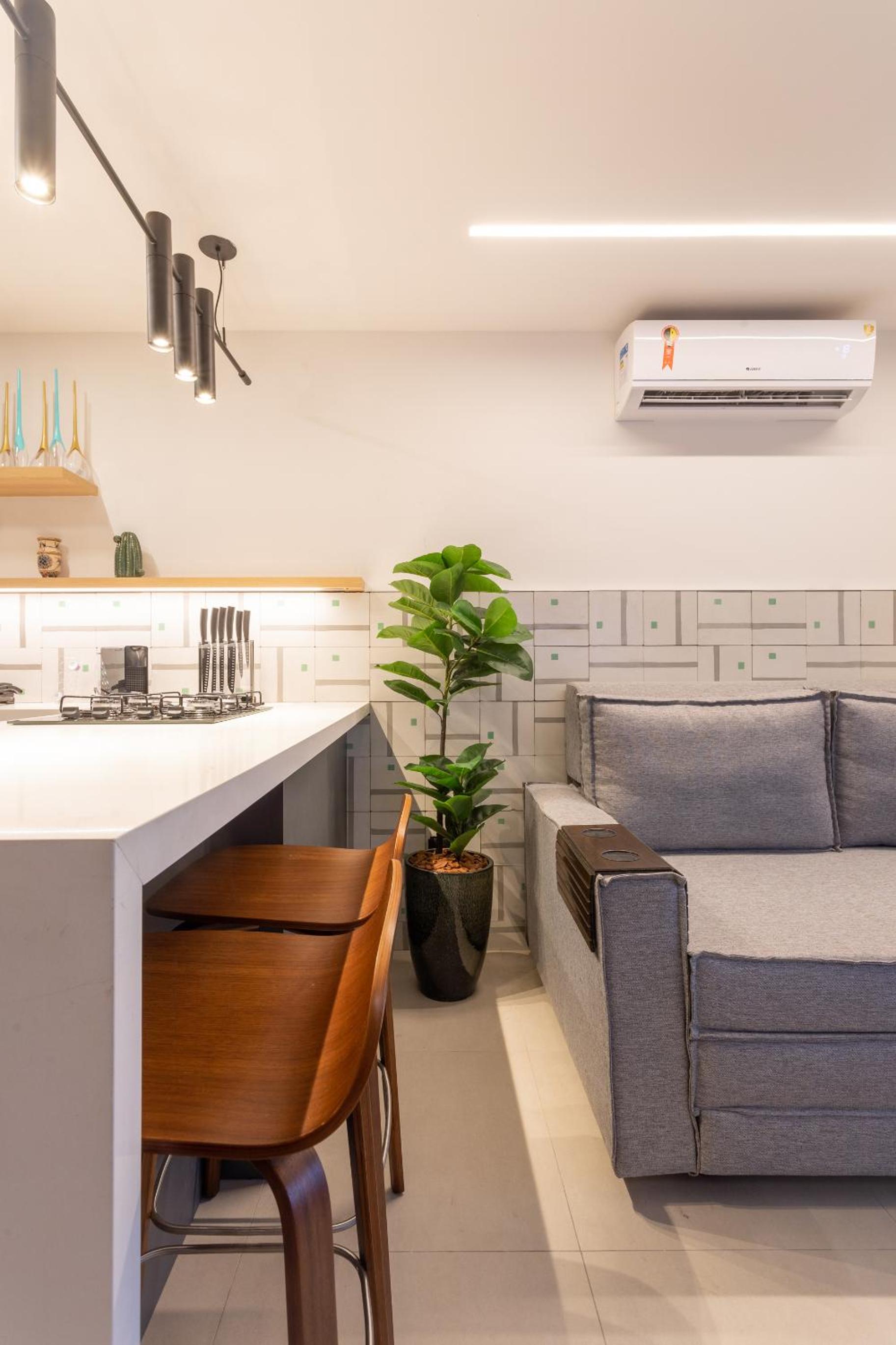 Loft com jacuzzi privativa frente mar do Bessa